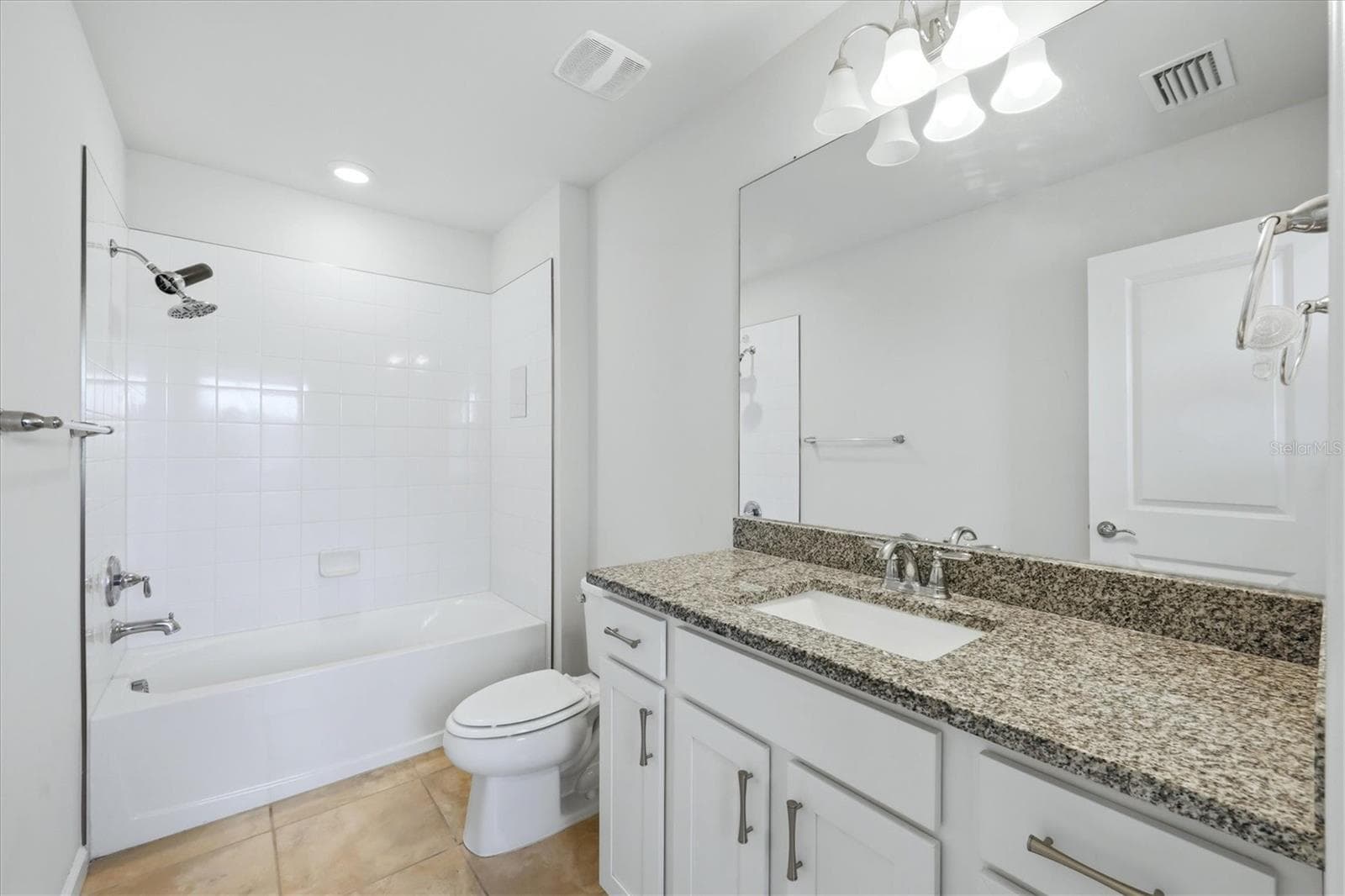 Single Family Residence at 6126 BLUESTAR CT, LAKEWOOD RANCH, photo 20 of 52
