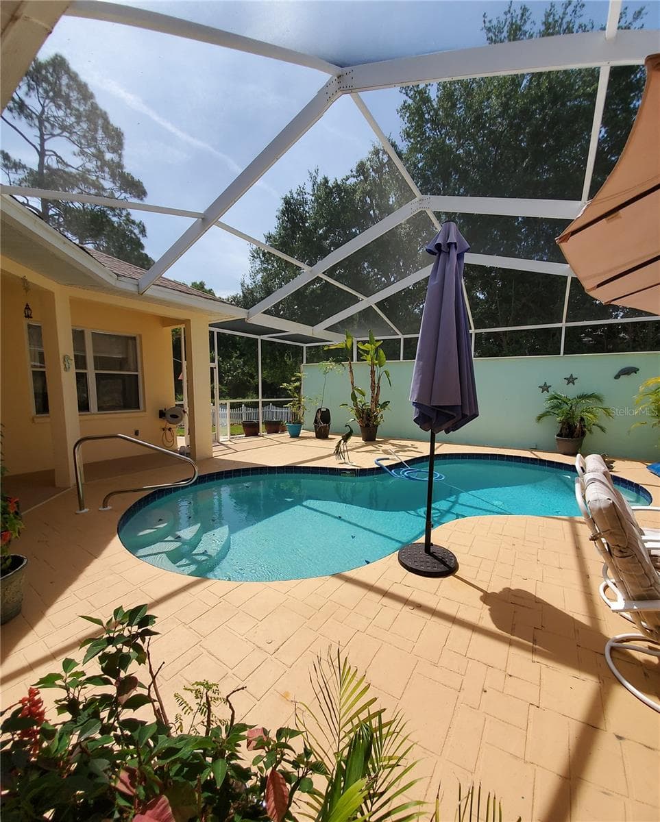 Single Family Residence at 7517 JOMEL DR, WEEKI WACHEE, photo 2 of 42