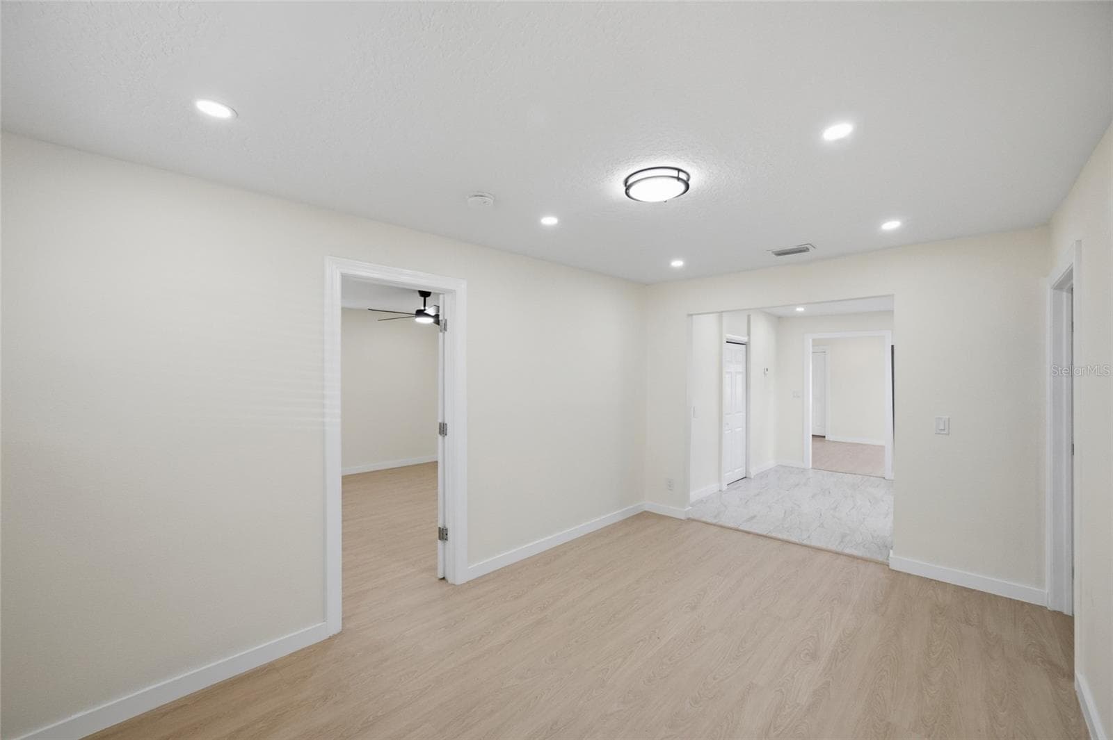 Single Family Residence at 714 E 137TH AVE, TAMPA, photo 17 of 38