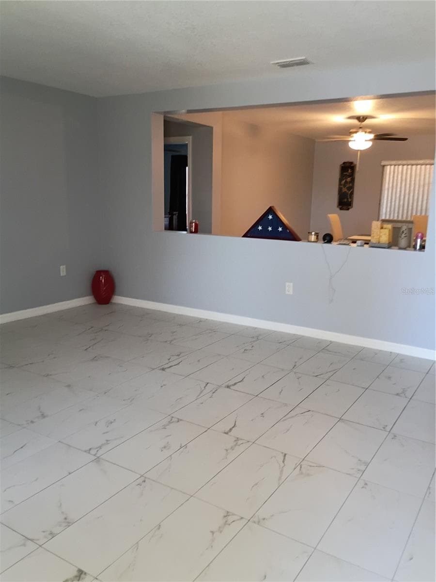 Single Family Residence at 5220 BUTTERFLY SHELL DR, APOLLO BEACH, photo 8 of 22
