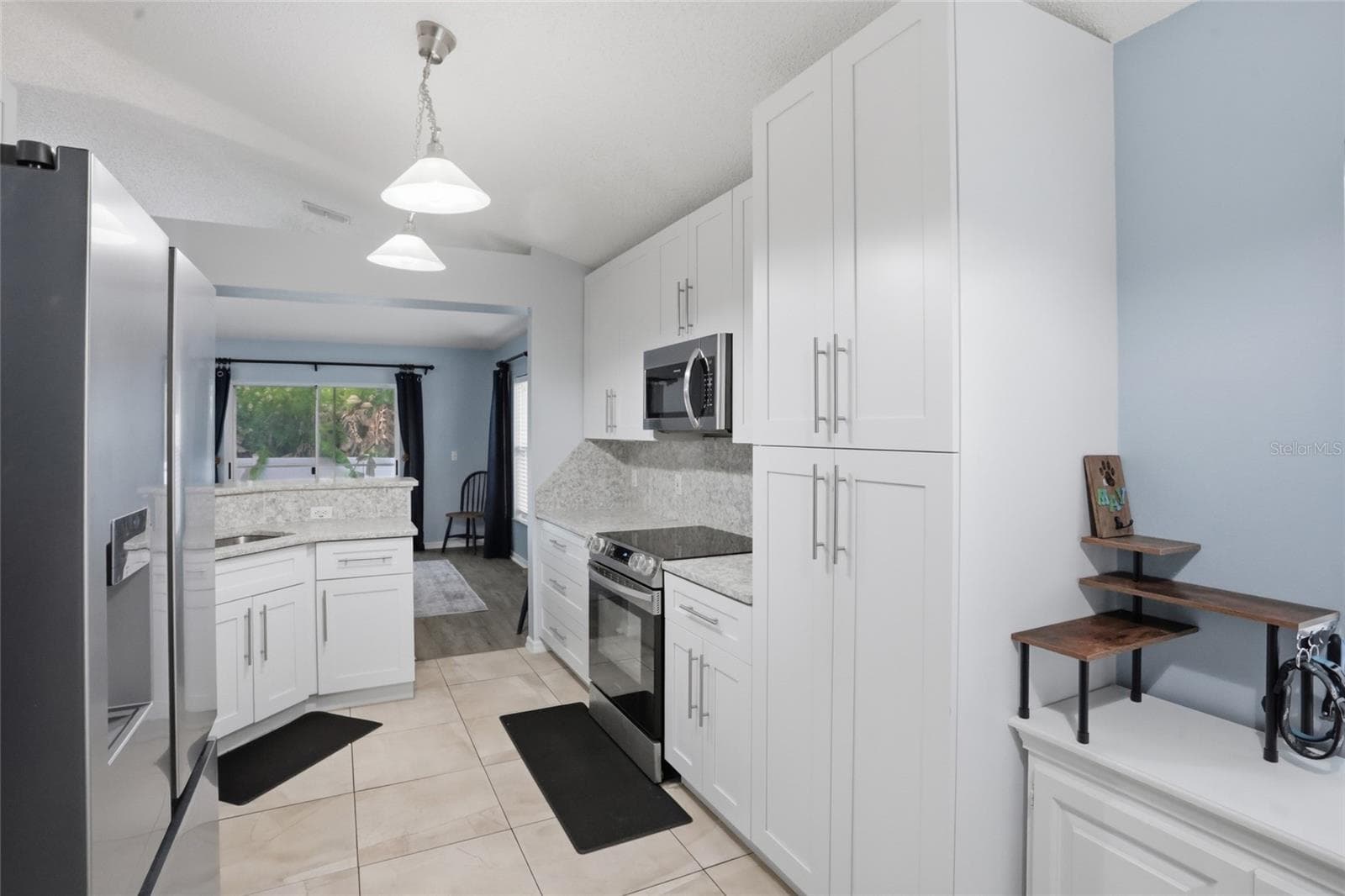 Single Family Residence at 2015 CORNER SCHOOL DR, ORLANDO, photo 13 of 50