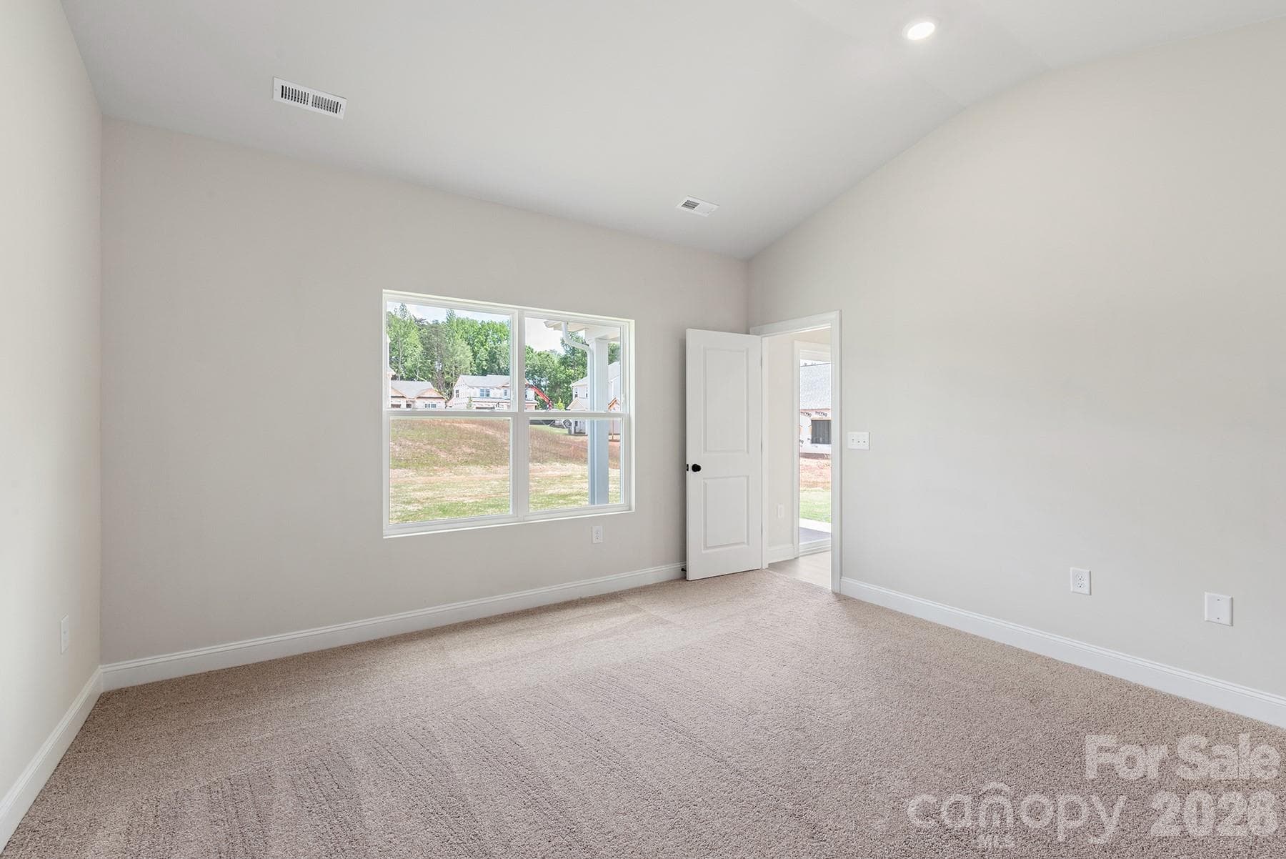 Single Family Residence at 6512 Fairford Drive, Charlotte, photo 13 of 17
