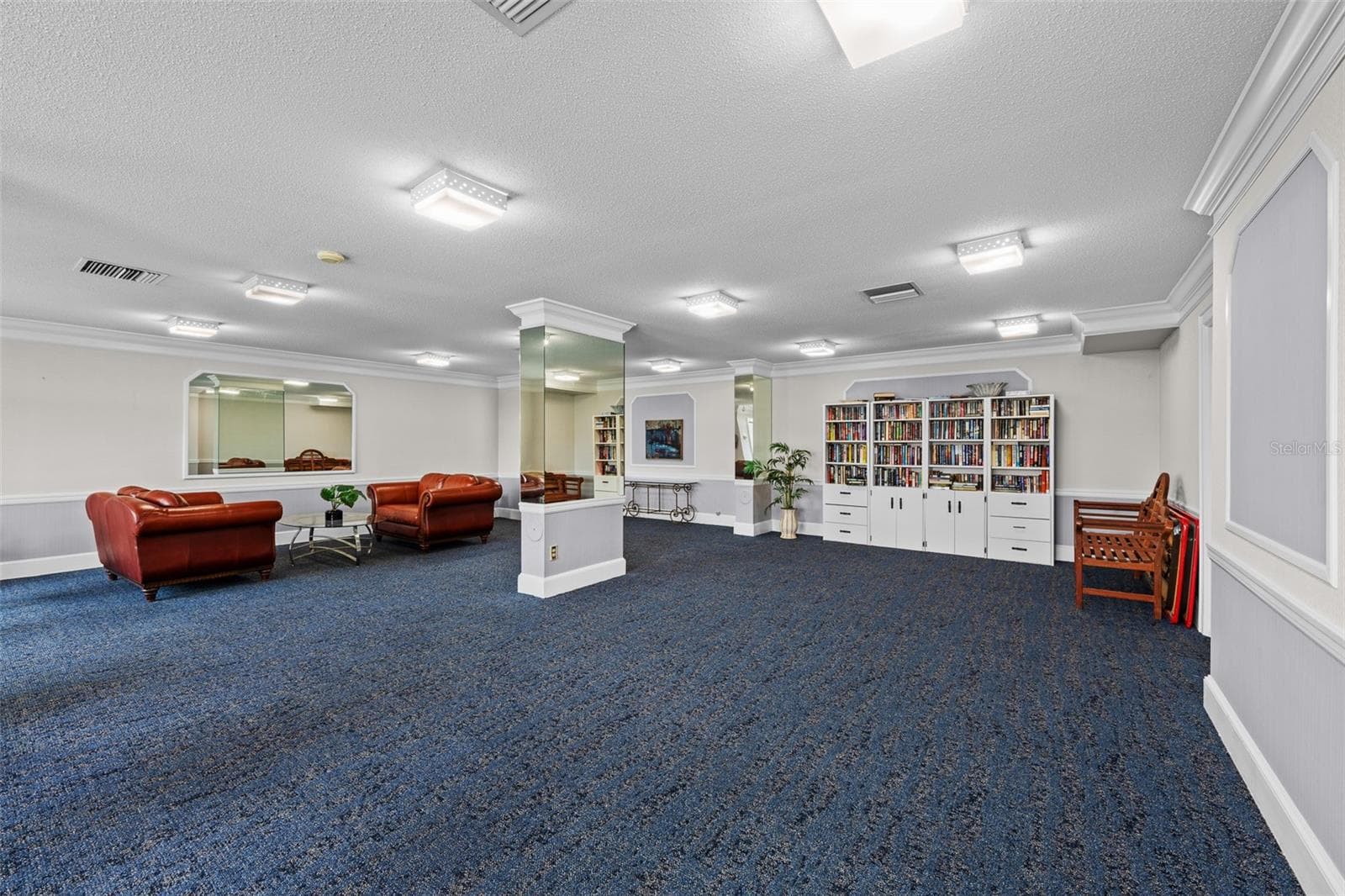 Condominium at 7100 SUNSHINE SKYWAY LN S #701, ST PETERSBURG, photo 38 of 63