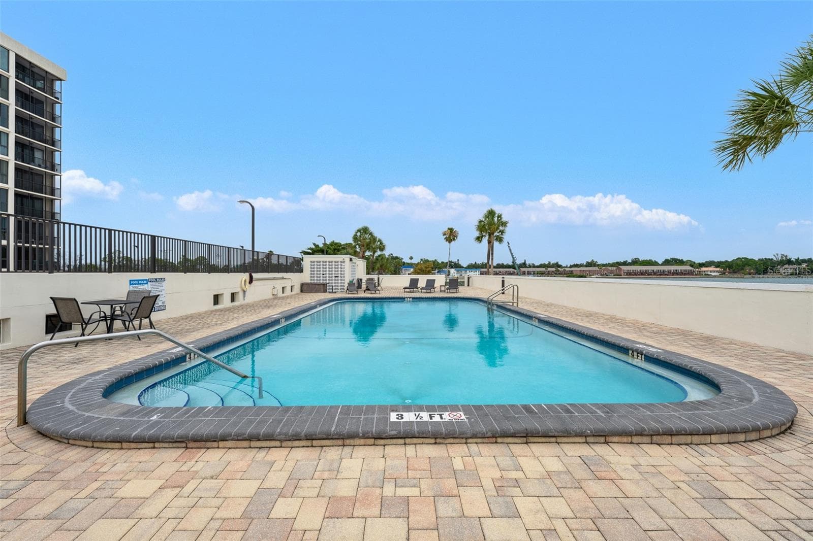 Condominium at 7100 SUNSHINE SKYWAY LN S #701, ST PETERSBURG, photo 45 of 63