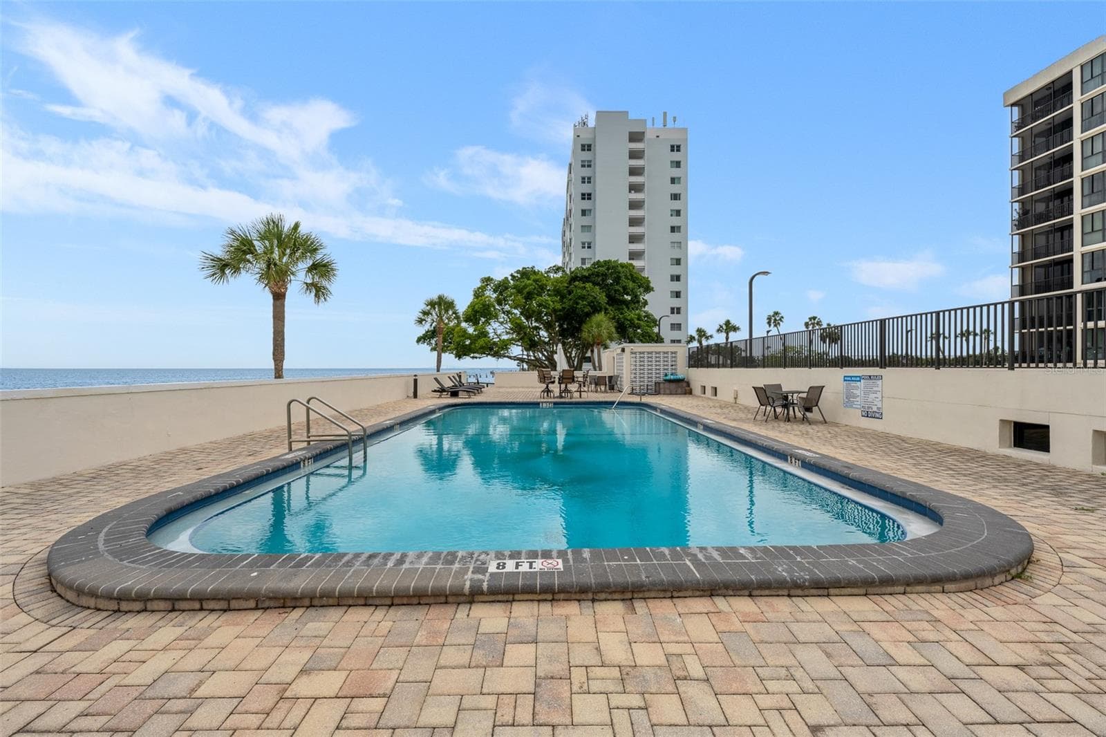 Condominium at 7100 SUNSHINE SKYWAY LN S #701, ST PETERSBURG, photo 47 of 63