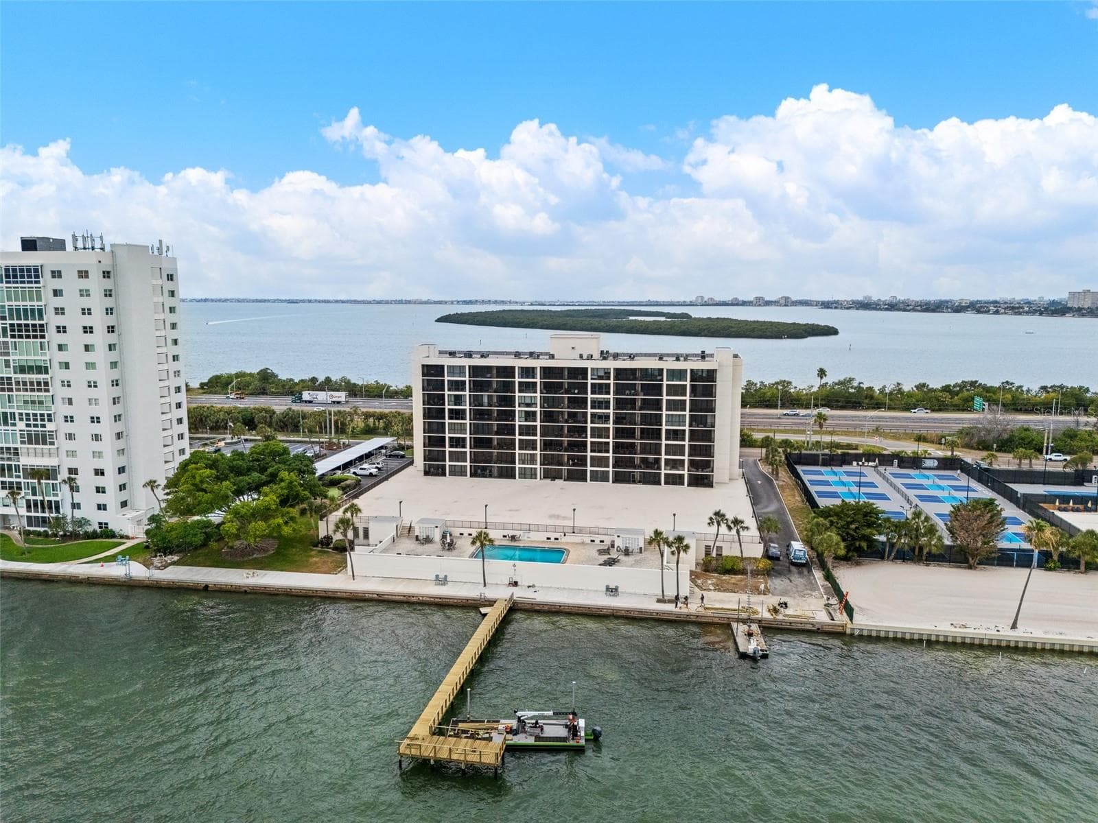 Condominium at 7100 SUNSHINE SKYWAY LN S #701, ST PETERSBURG, photo 52 of 63