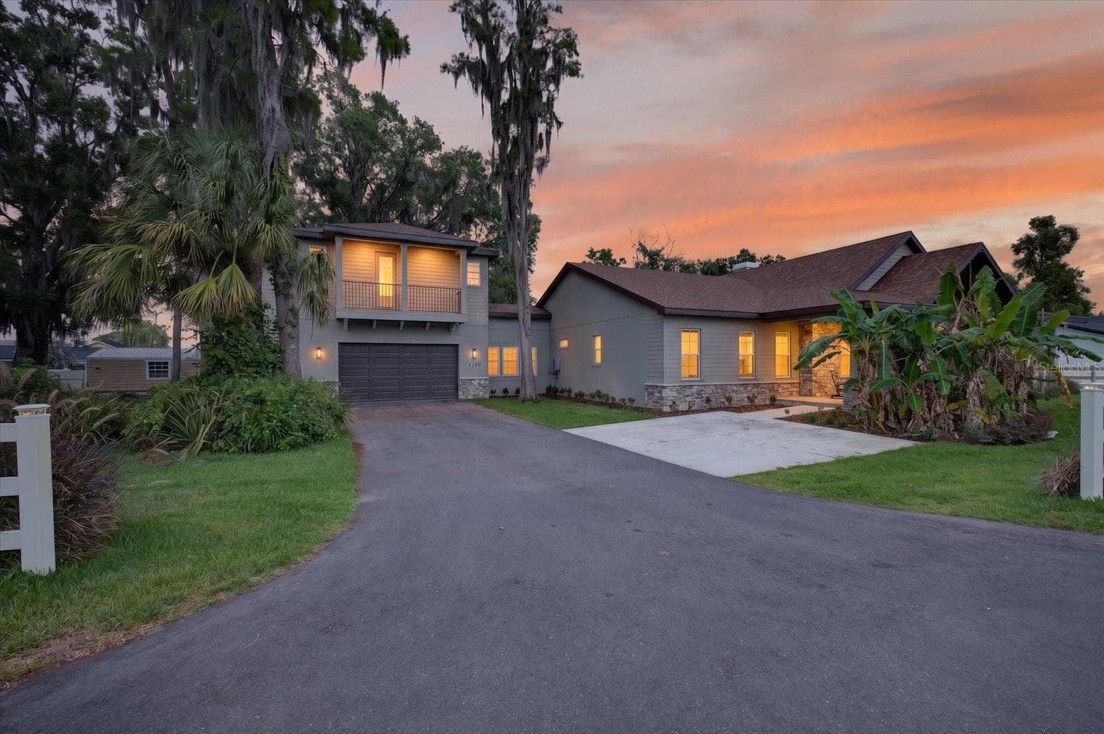 Single Family Residence at 1208 SUNSET LN, LUTZ, photo 5 of 43
