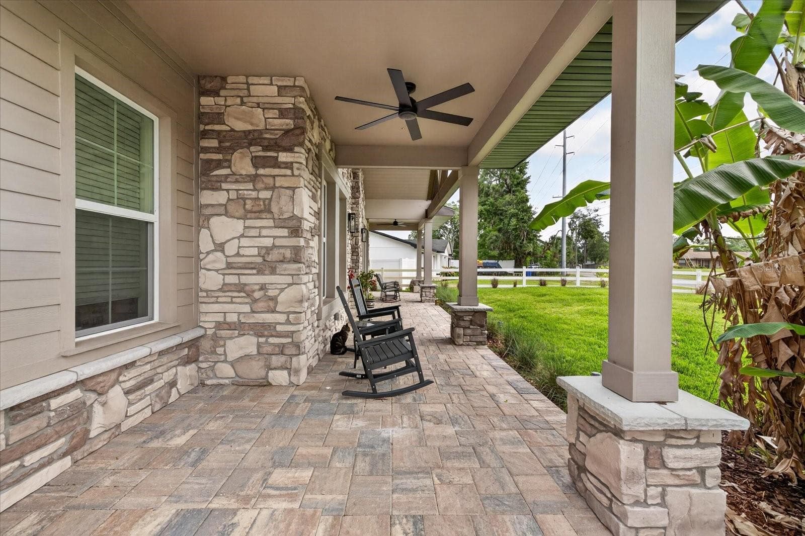 Single Family Residence at 1208 SUNSET LN, LUTZ, photo 8 of 43