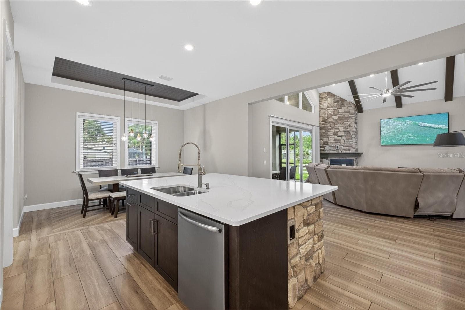 Single Family Residence at 1208 SUNSET LN, LUTZ, photo 15 of 43