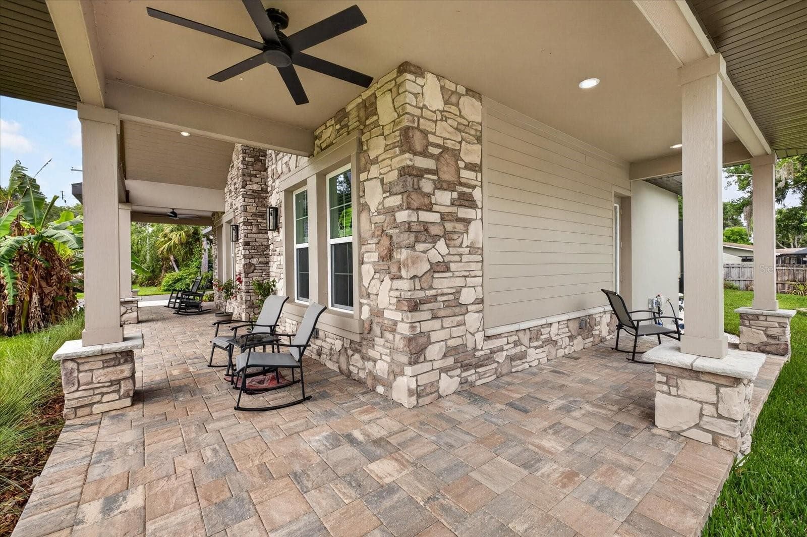 Single Family Residence at 1208 SUNSET LN, LUTZ, photo 31 of 43