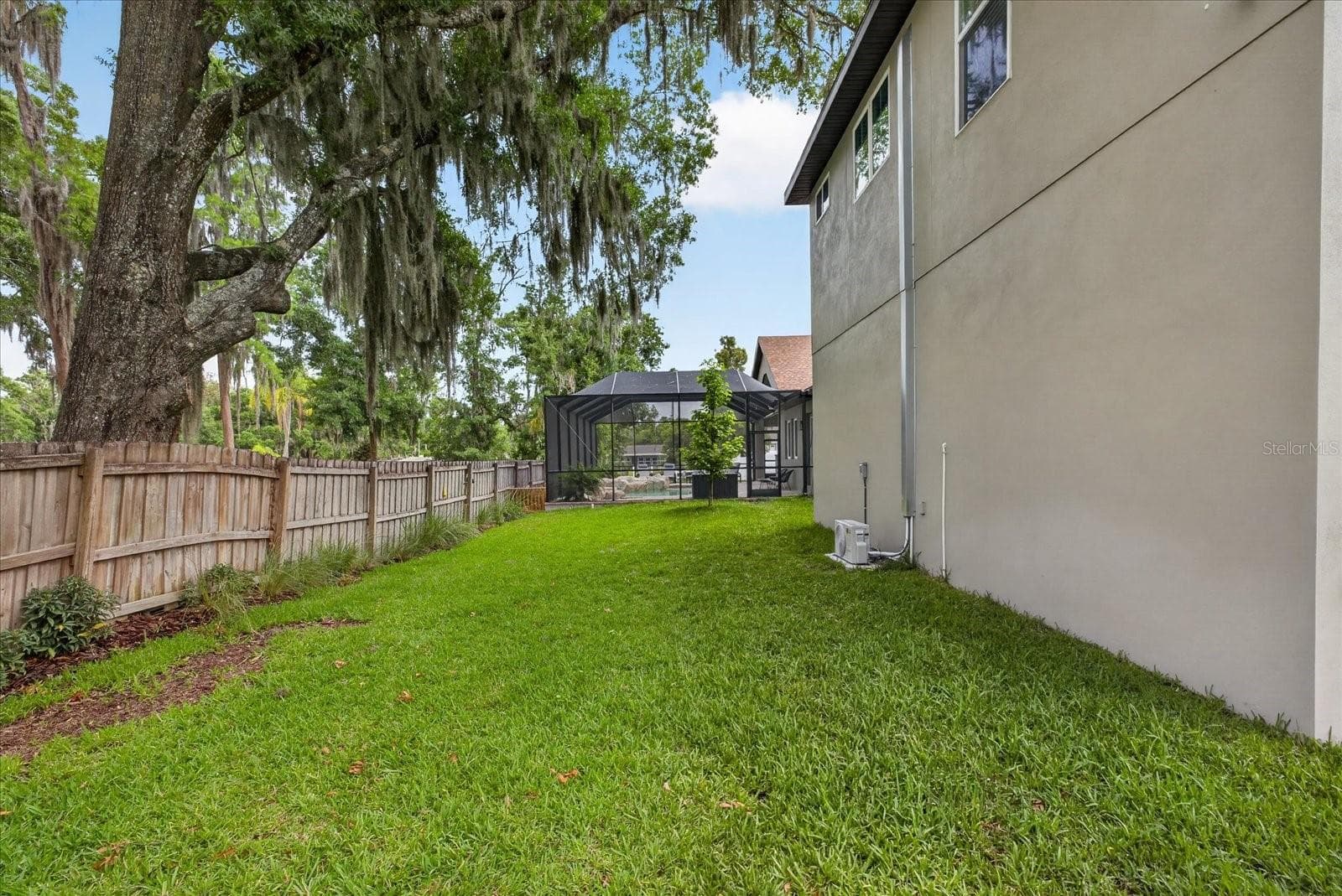 Single Family Residence at 1208 SUNSET LN, LUTZ, photo 40 of 43