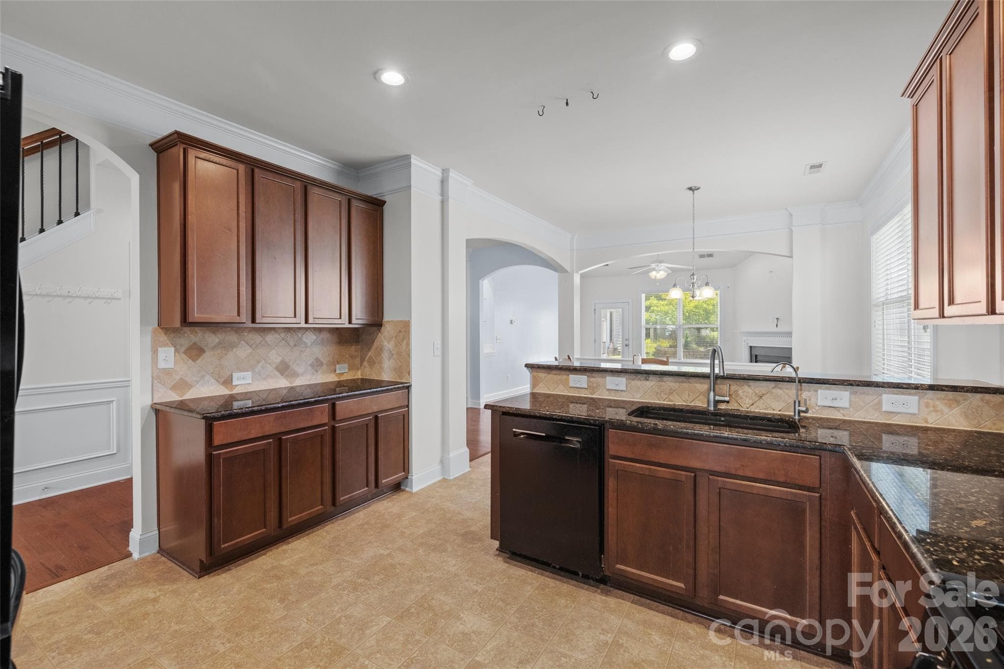 Single Family Residence at 578 Daventry Court, Clover, photo 9 of 27