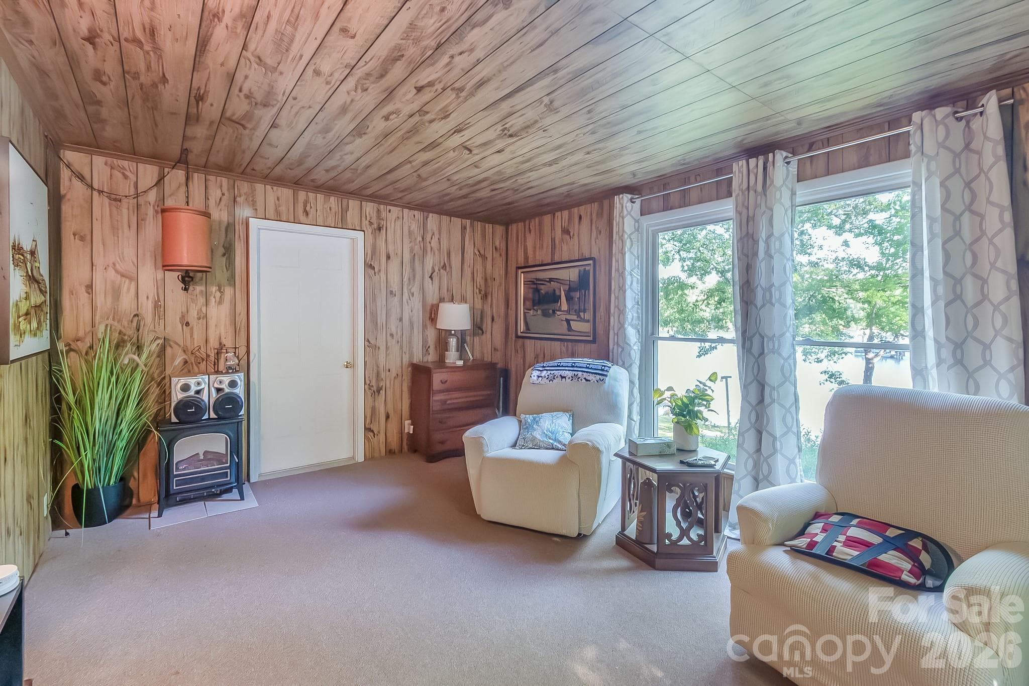 Single Family Residence at 2208 Singleton Creek Road, Liberty Hill, photo 11 of 48