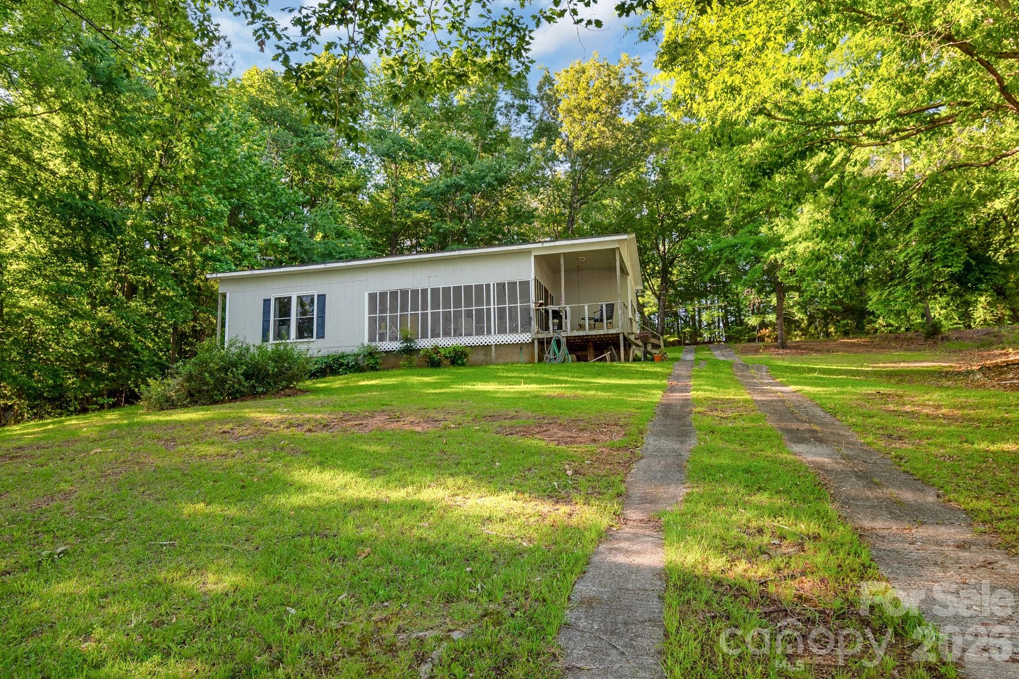 Single Family Residence at 2208 Singleton Creek Road, Liberty Hill, photo 33 of 48