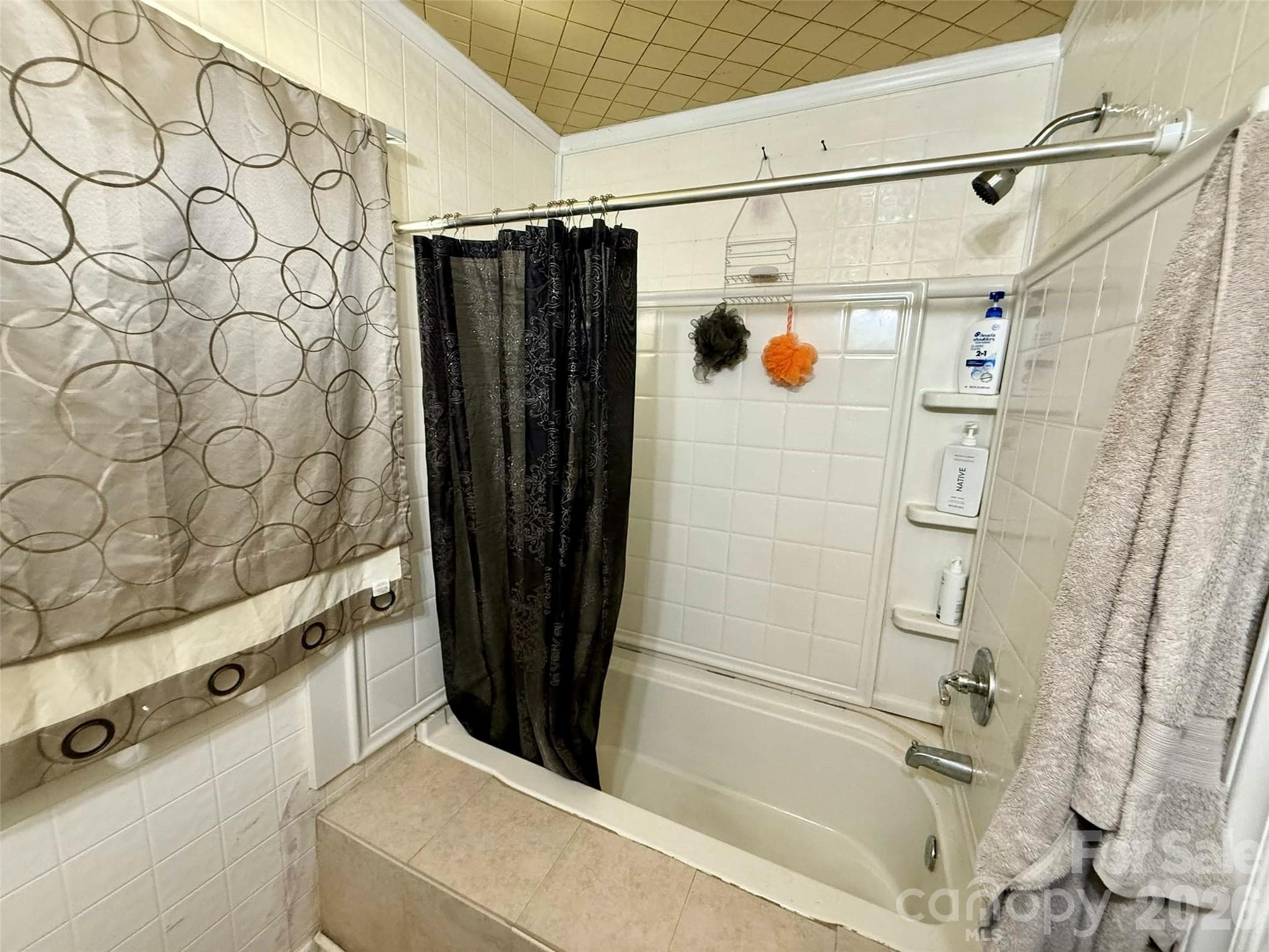Single Family Residence at 2607 Crescent Lane, Gastonia, photo 12 of 19