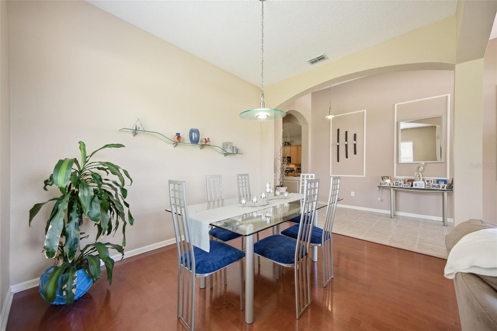 Single Family Residence at 25946 RISEN STAR DR, WESLEY CHAPEL, photo 11 of 55