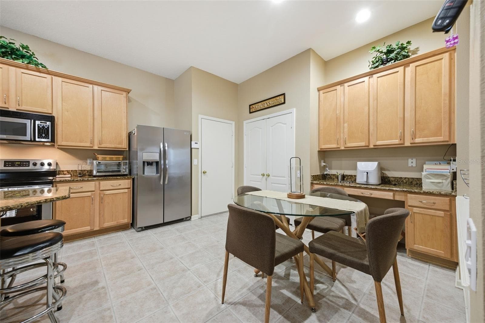 Single Family Residence at 25946 RISEN STAR DR, WESLEY CHAPEL, photo 15 of 55