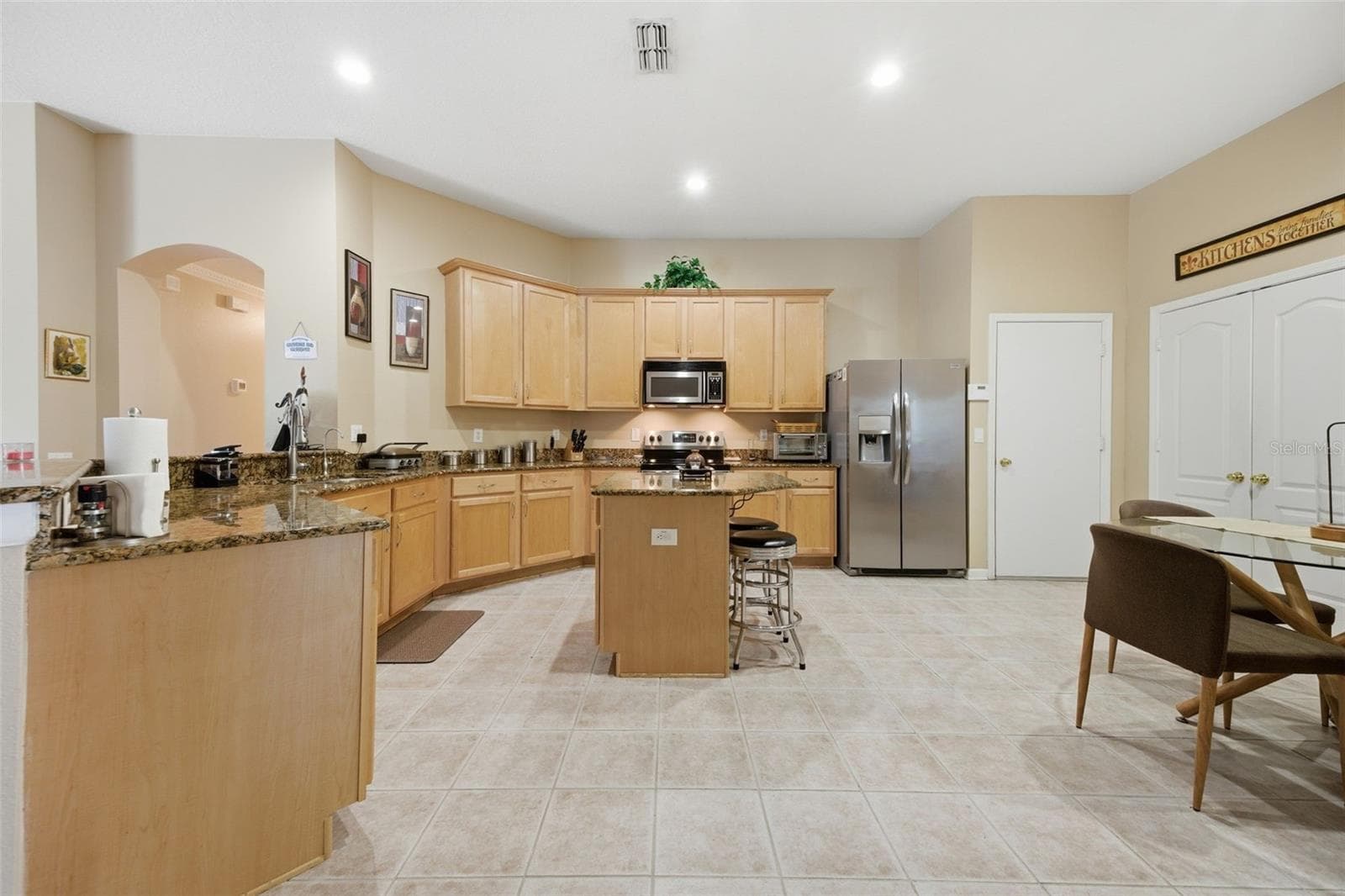 Single Family Residence at 25946 RISEN STAR DR, WESLEY CHAPEL, photo 17 of 55