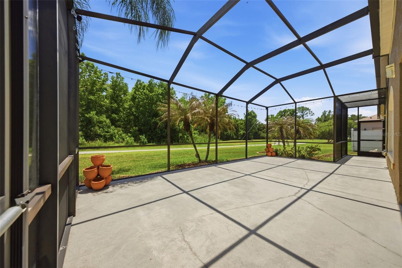 Single Family Residence at 25946 RISEN STAR DR, WESLEY CHAPEL, photo 37 of 55
