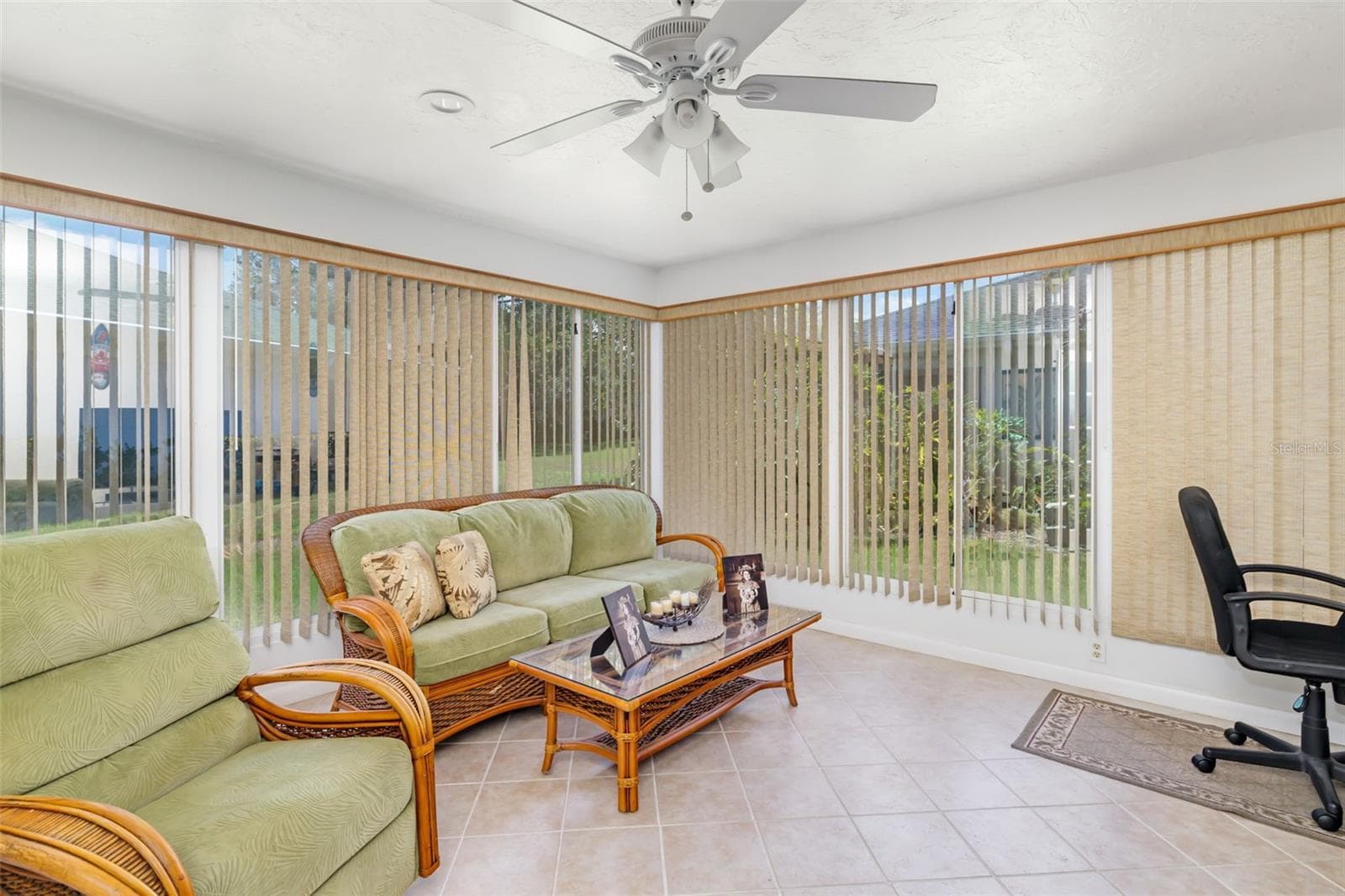 Family Room - 6581 APPROACH RD #63, SARASOTA