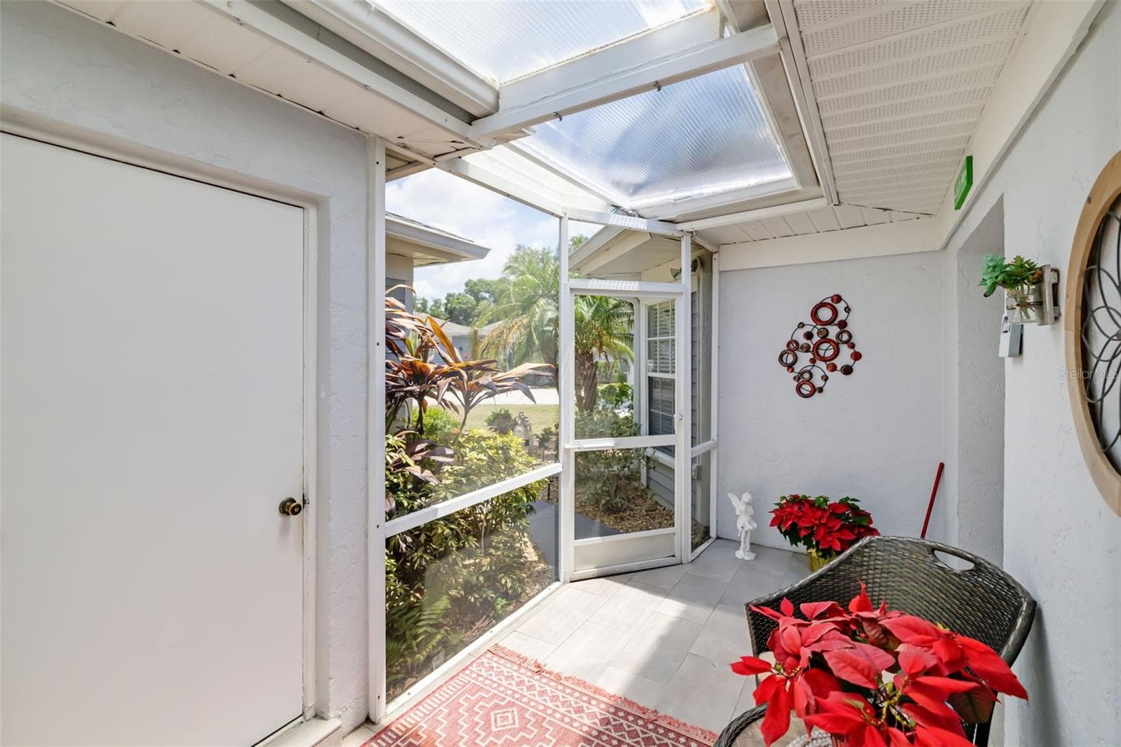 Screened front porch - 6581 APPROACH RD #63, SARASOTA