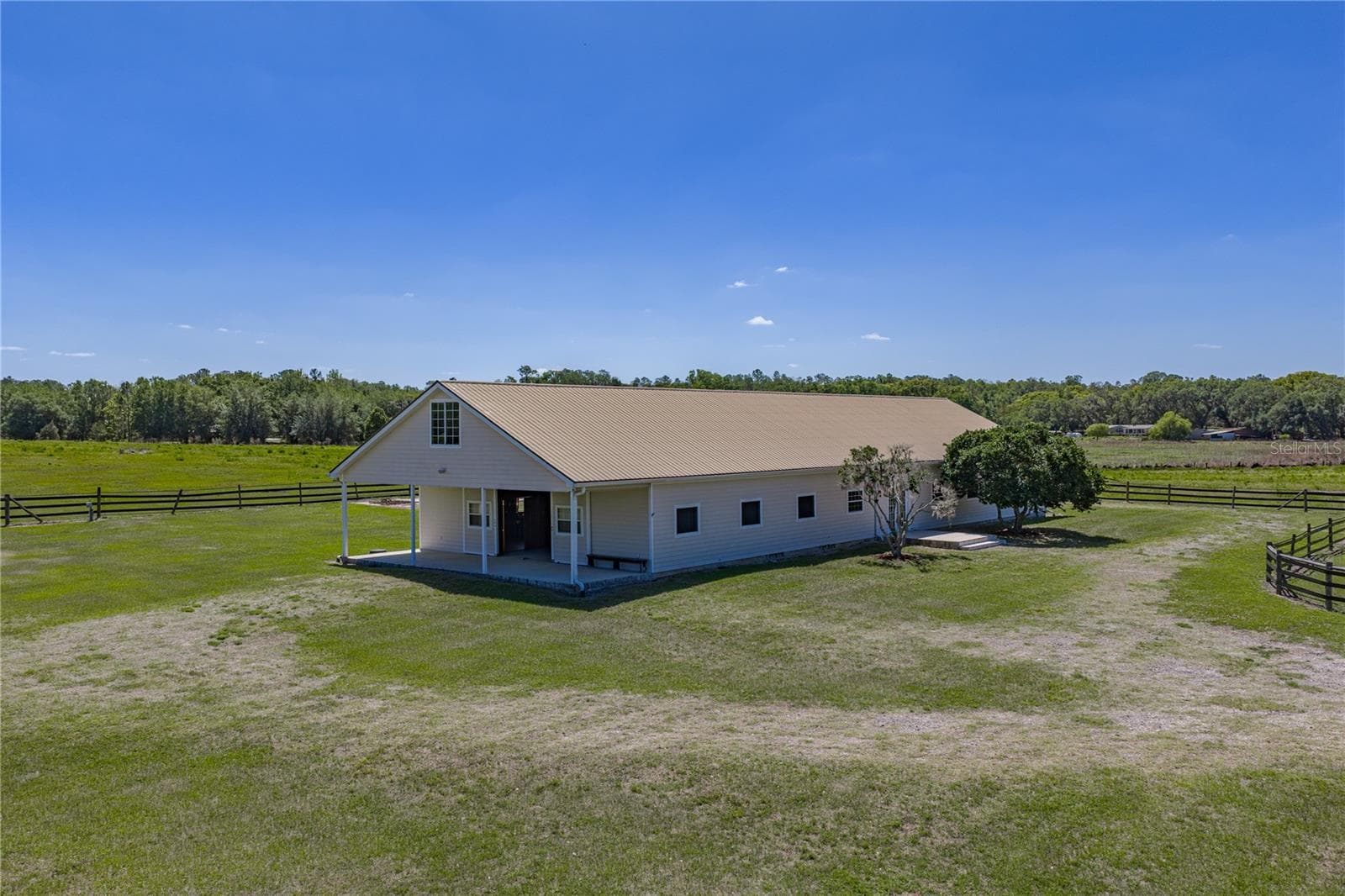 Single Family Residence at 29001 BAYHEAD RD, DADE CITY, photo 4 of 78