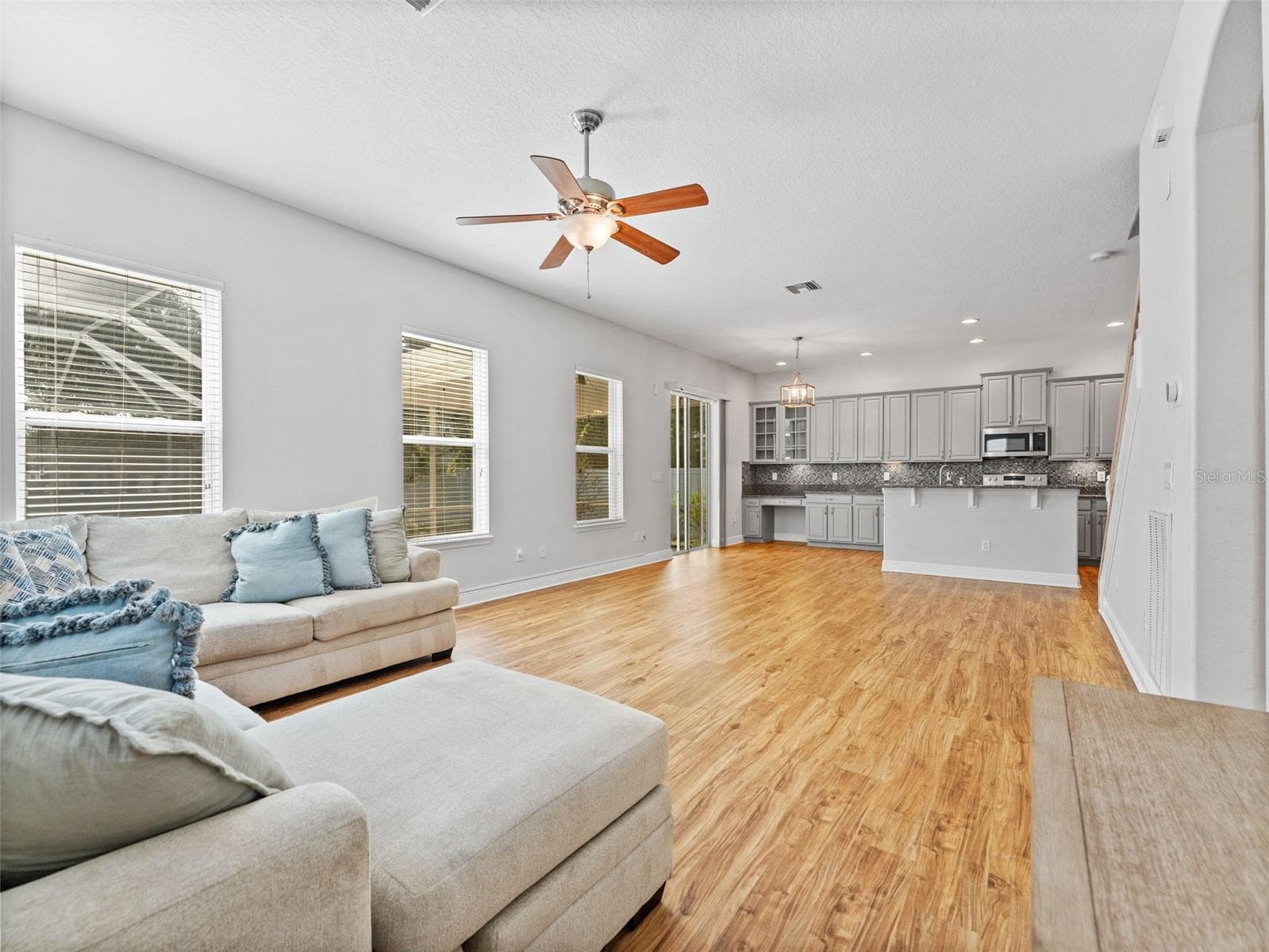 Single Family Residence at 7606 S SPARKMAN ST, TAMPA, photo 19 of 54