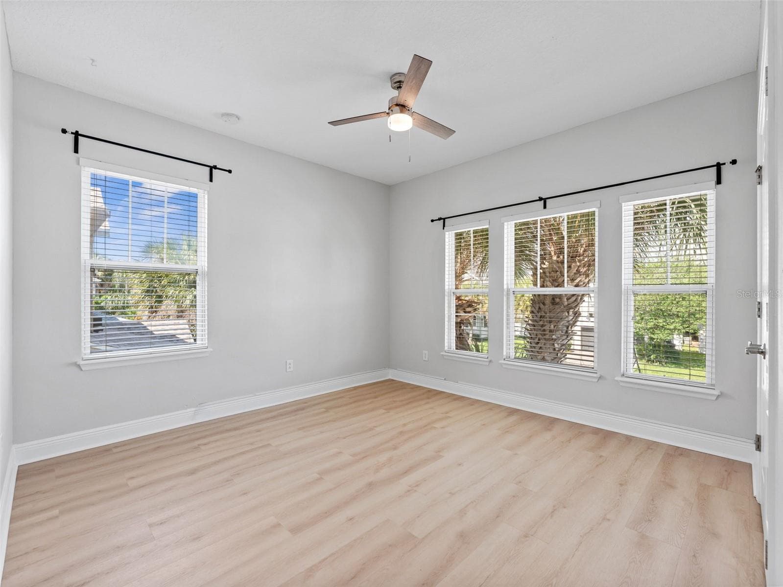Single Family Residence at 7606 S SPARKMAN ST, TAMPA, photo 32 of 54