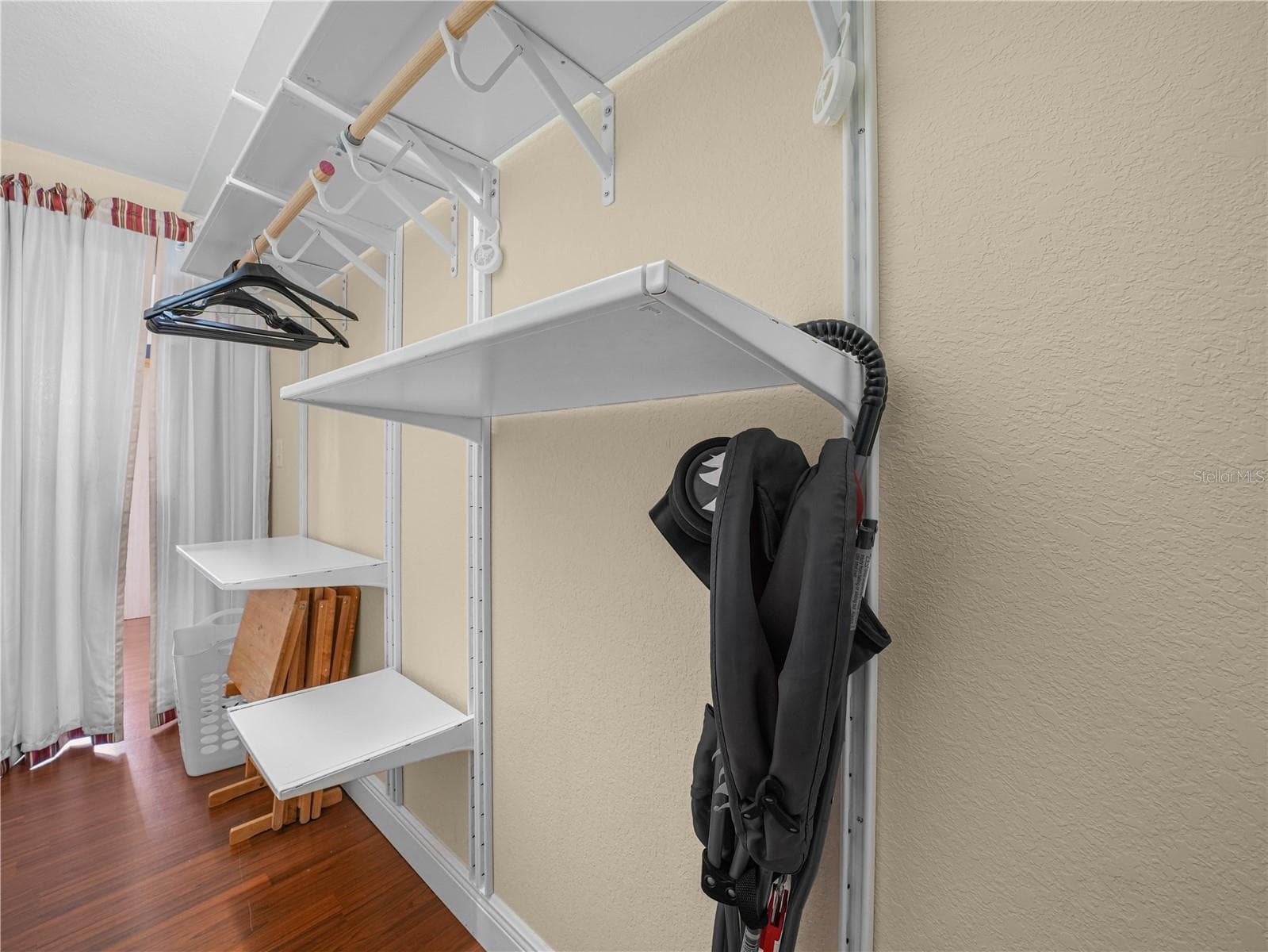 Closet Cottage - 221 CITRUS GROVE BLVD S, POLK CITY