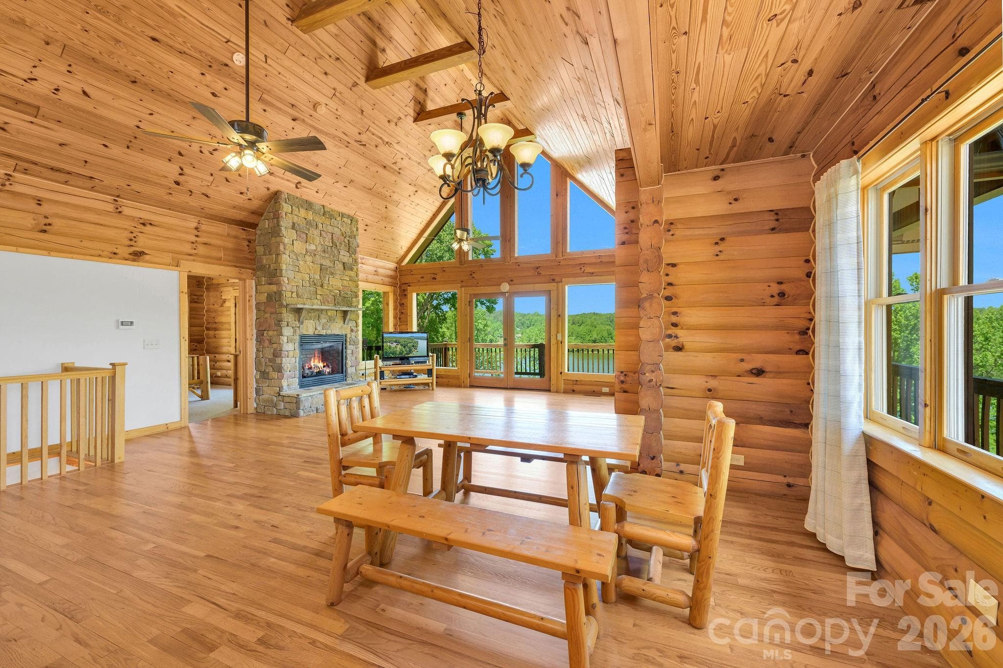 Single Family Residence at 318 Heron Point Drive, Wilkesboro, photo 15 of 44