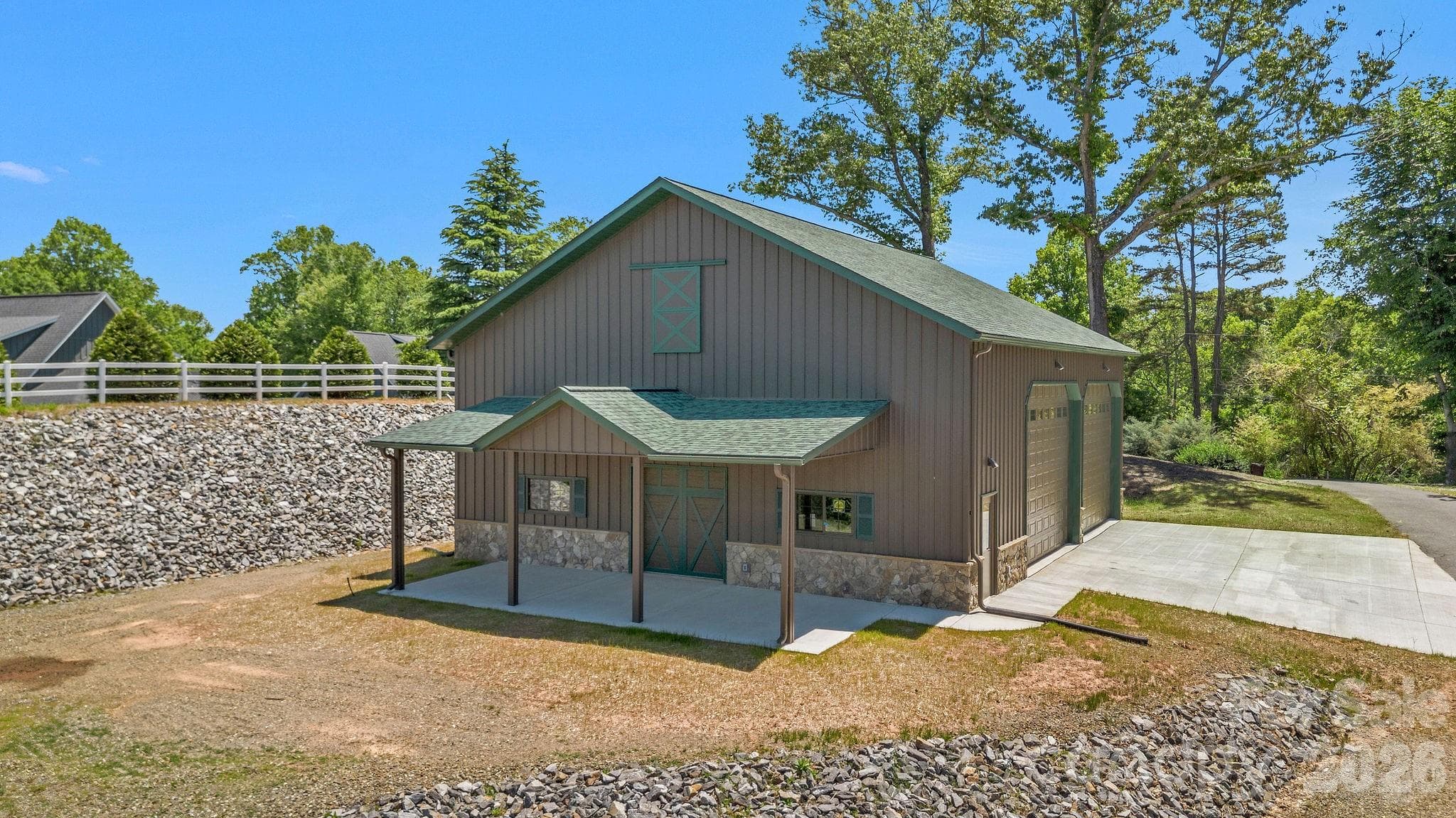 Single Family Residence at 318 Heron Point Drive, Wilkesboro, photo 34 of 44