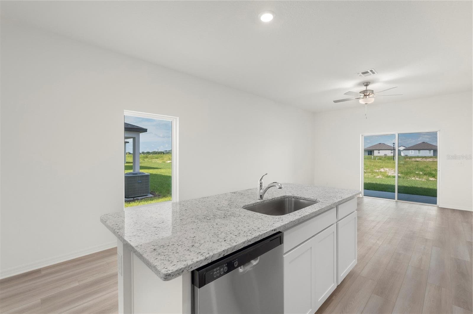 Single Family Residence at 3617 AMANATSU ST, LAKE ALFRED, photo 6 of 24