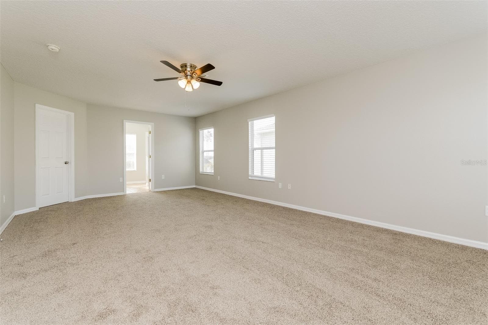 Single Family Residence at 513 BERRY JAMES CT, KISSIMMEE, photo 8 of 15