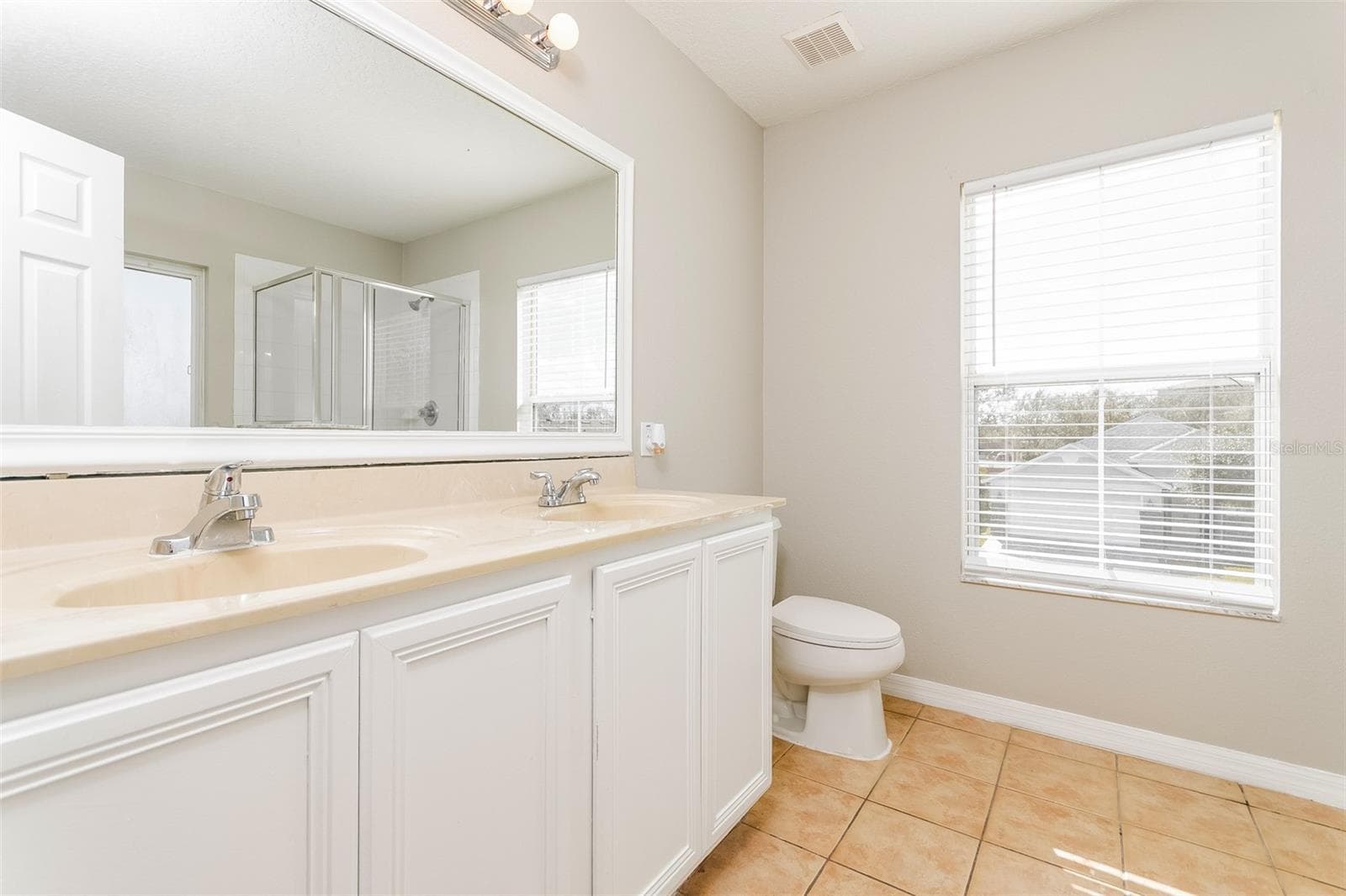 Single Family Residence at 513 BERRY JAMES CT, KISSIMMEE, photo 10 of 15