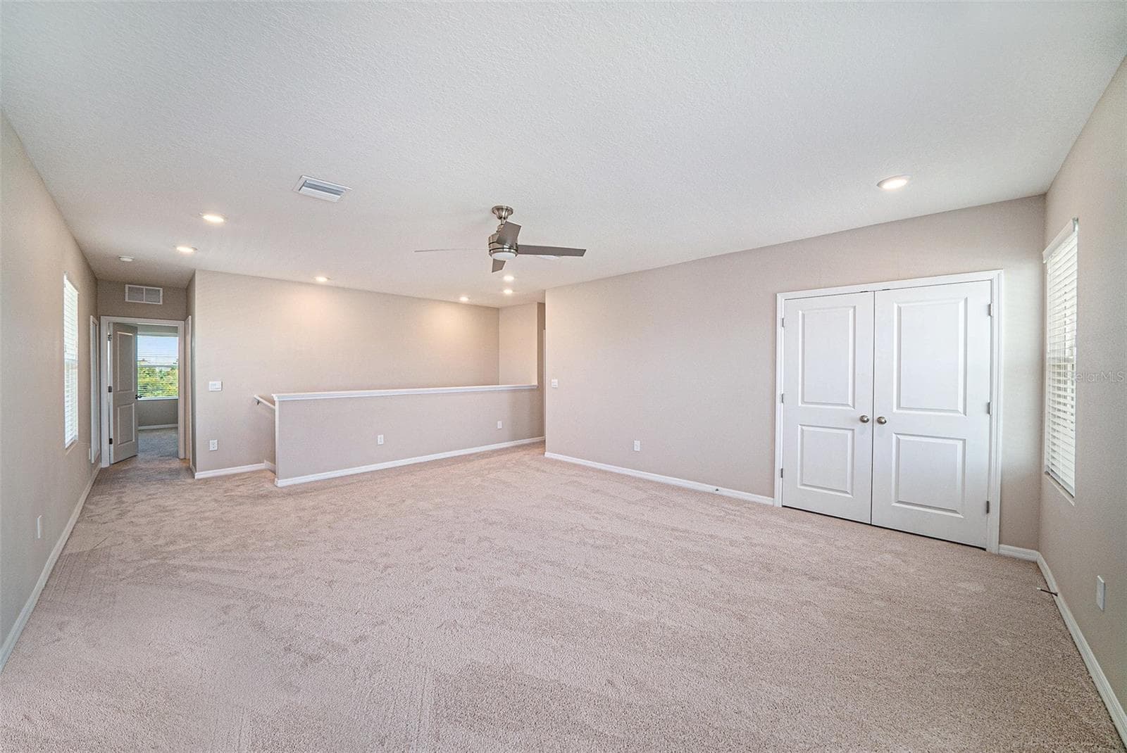 Single Family Residence at 5430 THISTLE FIELD CT, WESLEY CHAPEL, photo 16 of 48