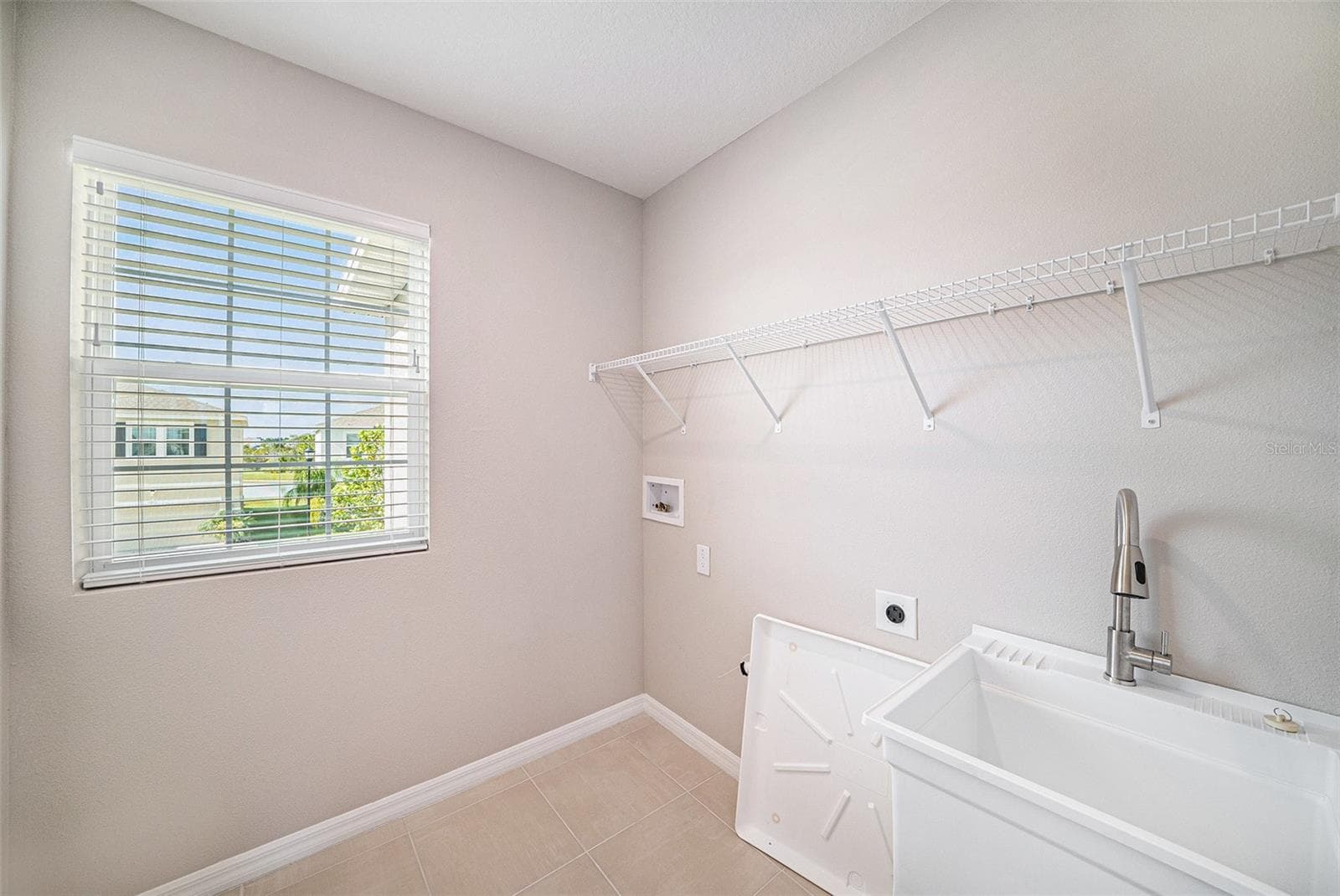 Single Family Residence at 5430 THISTLE FIELD CT, WESLEY CHAPEL, photo 24 of 48