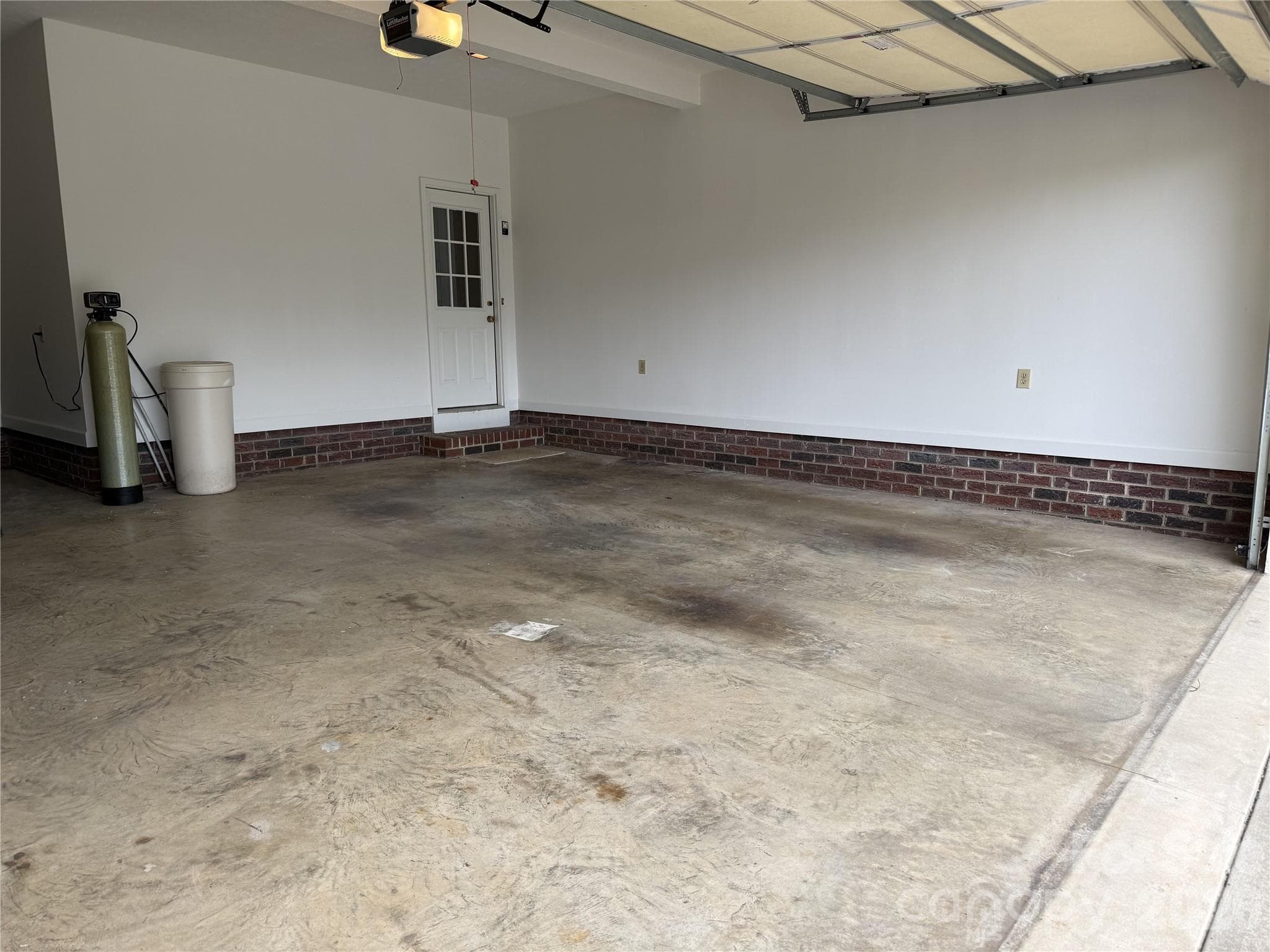 Finished 2-Car Garage with door opener - 8219 Deer Drive, Harrisburg