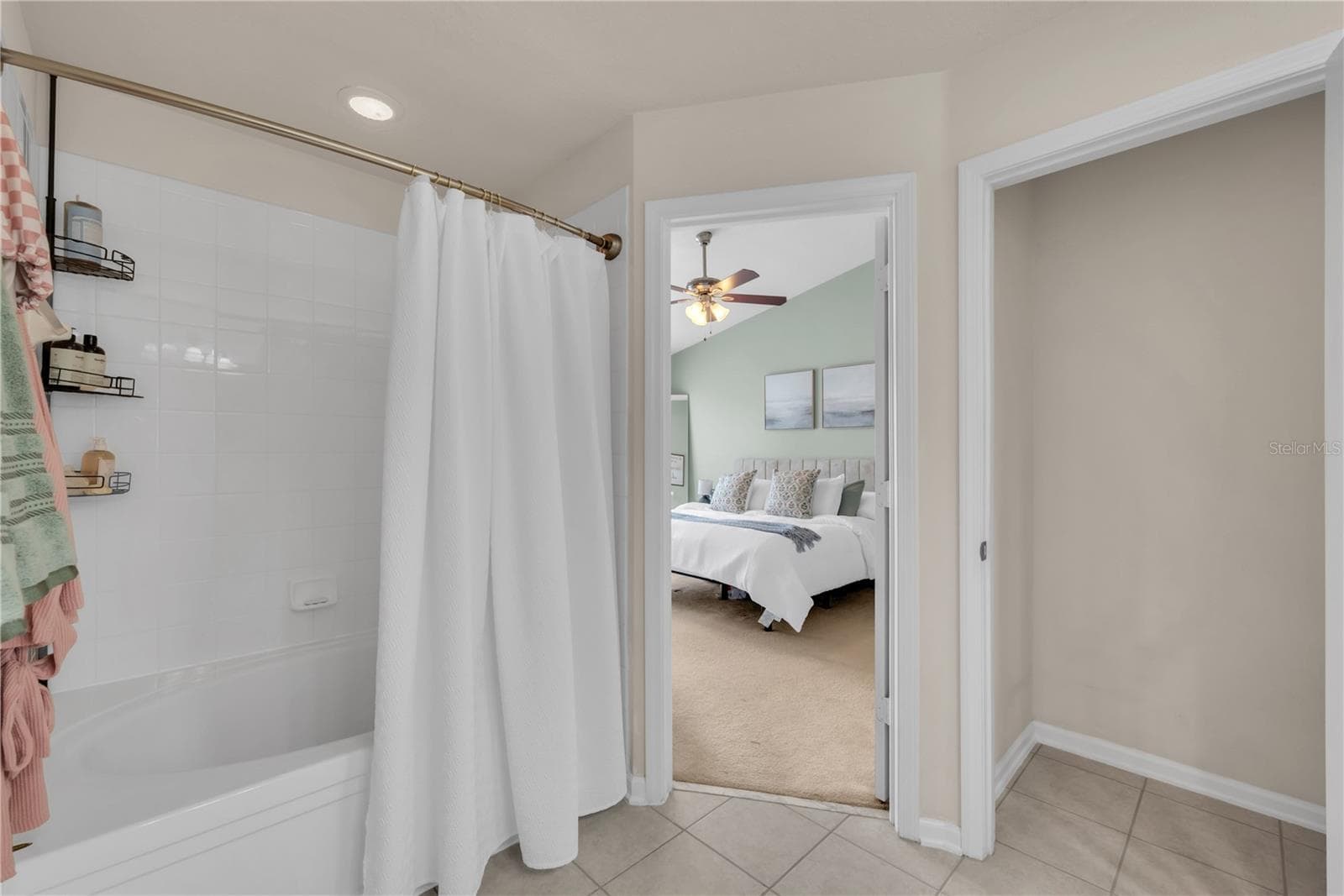 Townhouse at 4939 POND RIDGE DR, RIVERVIEW, photo 21 of 34