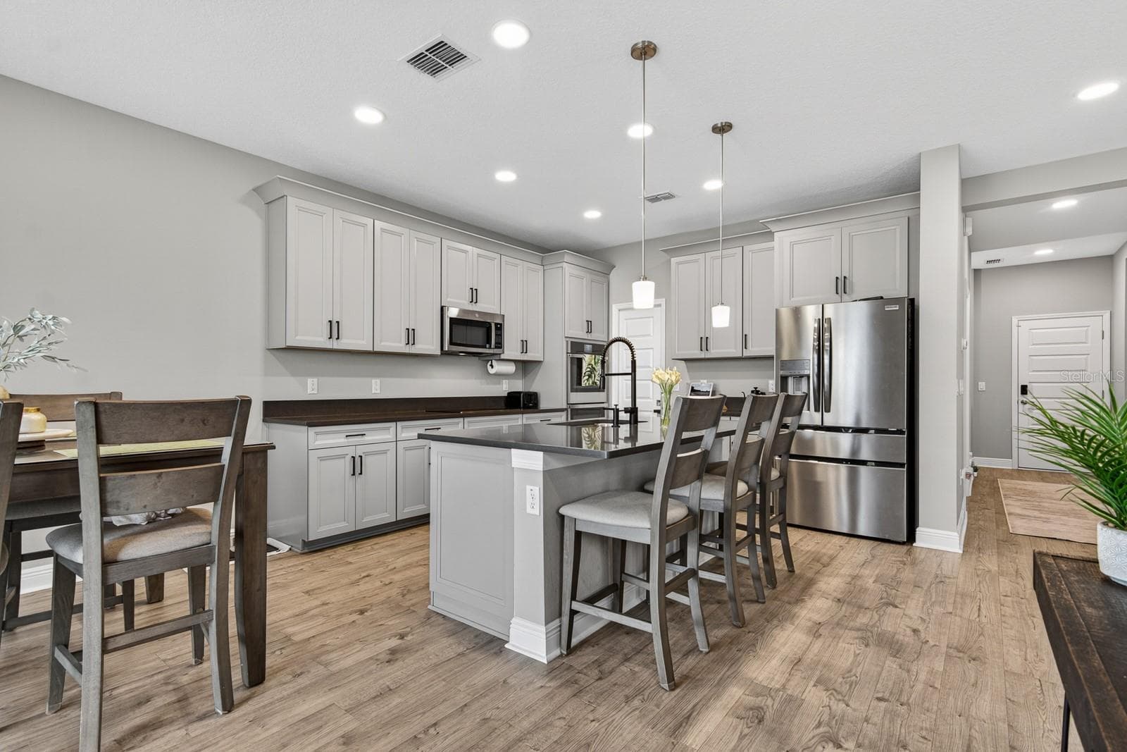 Single Family Residence at 7241 NOTCHED PINE BND, WESLEY CHAPEL, photo 12 of 60