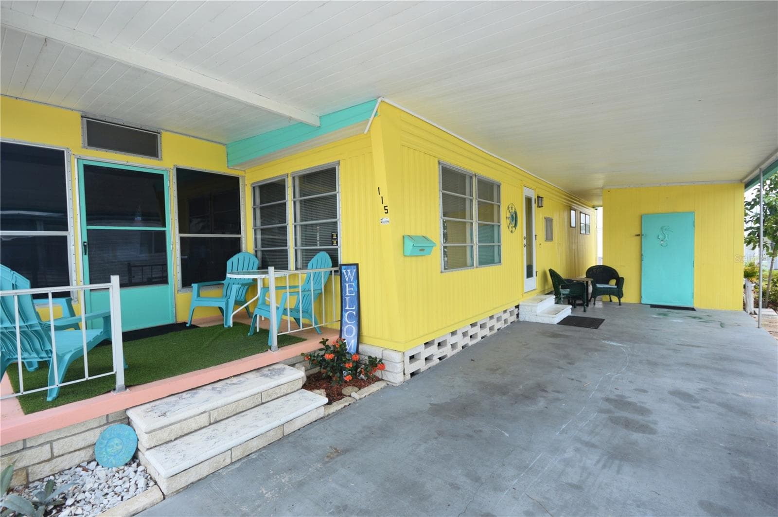 Mobile Home at 115 RACHEL DR, TARPON SPRINGS, photo 22 of 25
