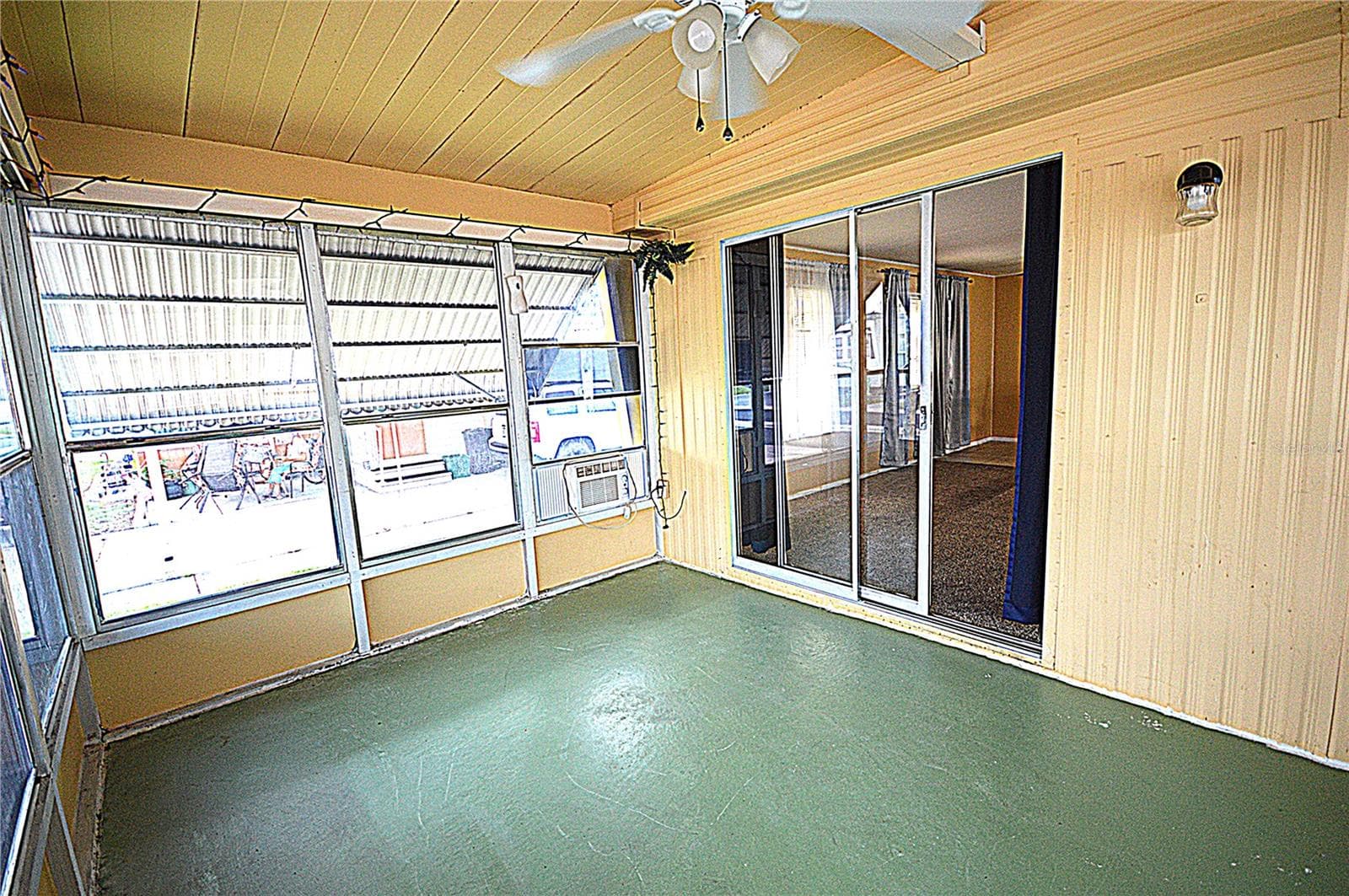 Mobile Home at 115 RACHEL DR, TARPON SPRINGS, photo 18 of 25