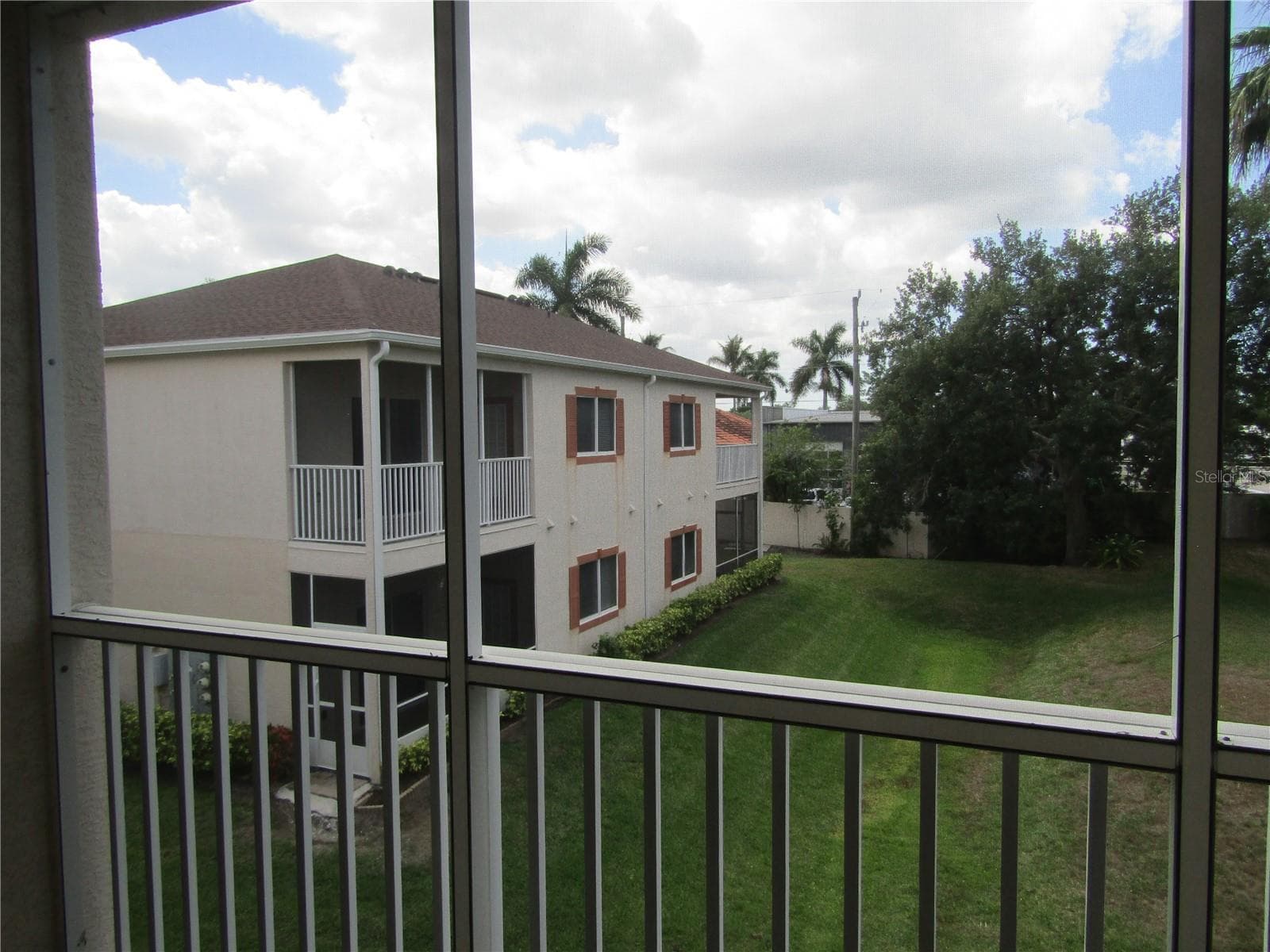 Condominium at 3966 MEDITERRANEA CIR #421, SARASOTA, photo 7 of 25