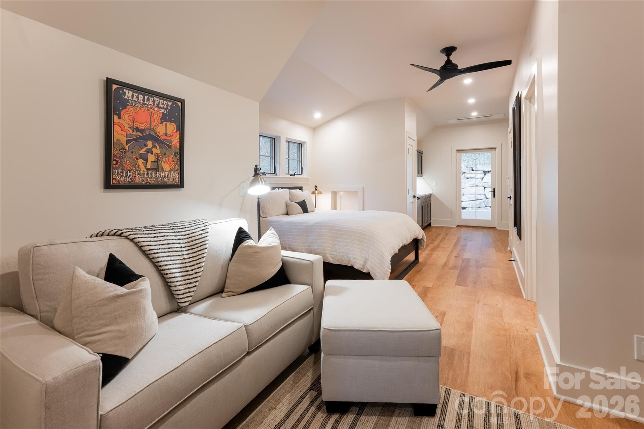 Single Family Residence at Sylva, photo 26 of 46