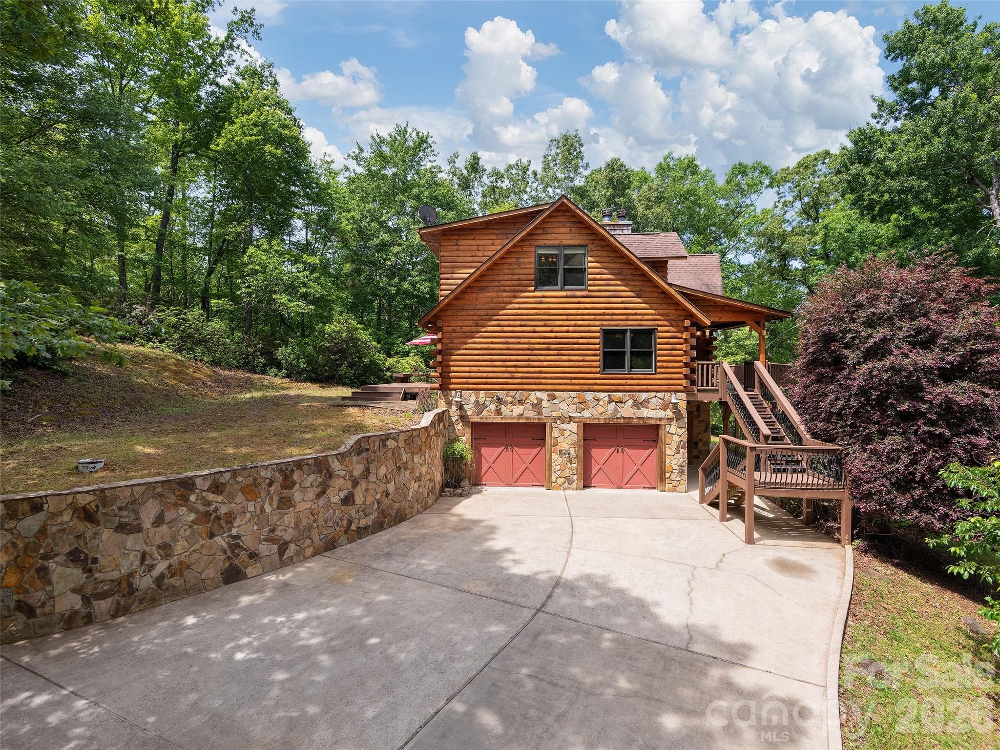 Single Family Residence at Mill Spring, photo 3 of 48