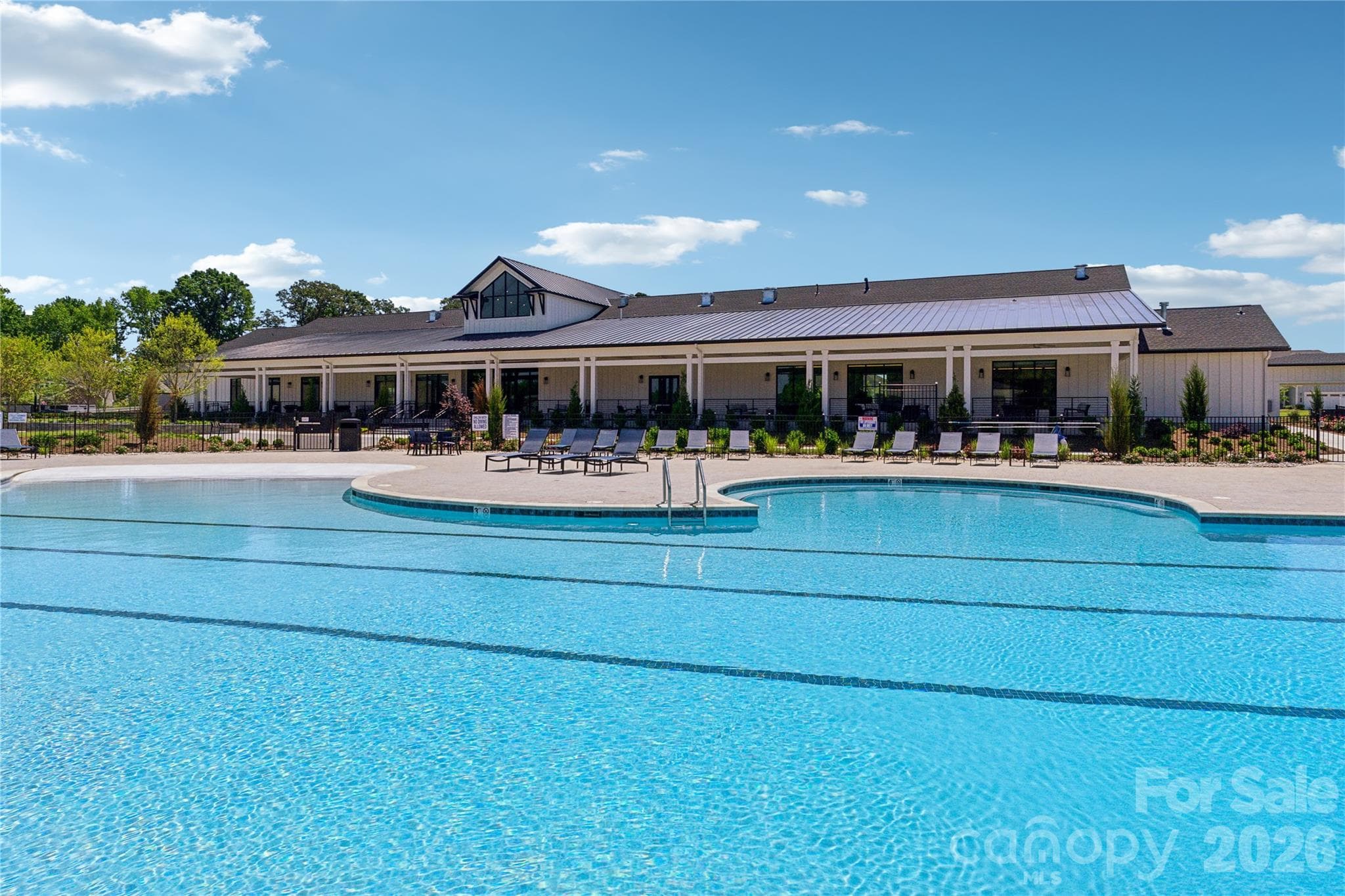 Outdoor Resort-Style Pool - 3022 Brush Creek, Monroe