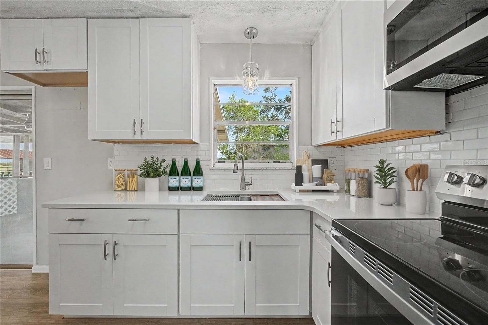 Modular Home at 4717 HOWARD ST, SEBRING, photo 9 of 40