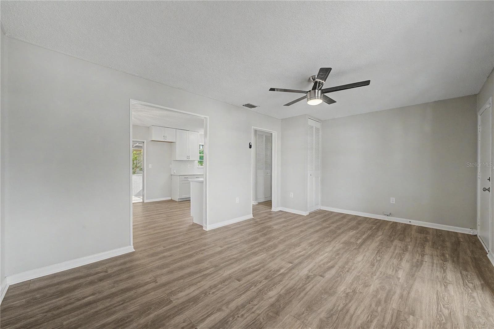 Modular Home at 4717 HOWARD ST, SEBRING, photo 12 of 40