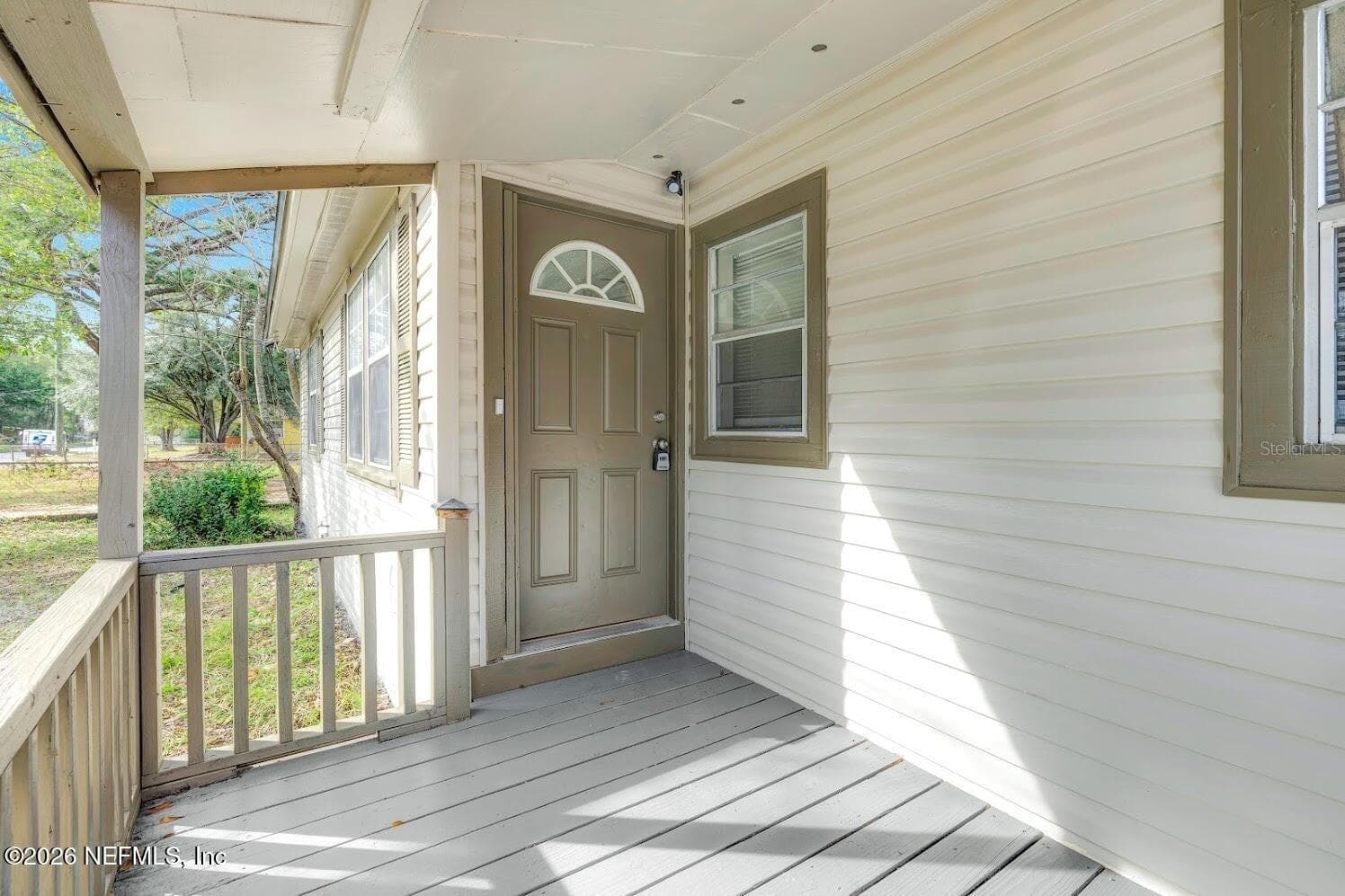 Entry Way - 2971 W 16TH ST, JACKSONVILLE