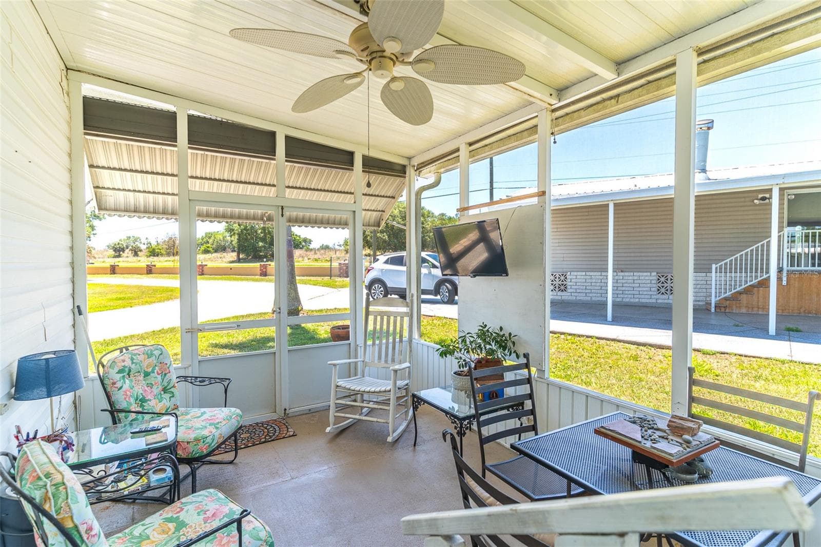 Mobile Home at 107 EDGEWOOD BLVD, LAKE WALES, photo 14 of 38