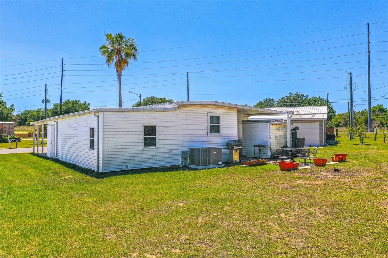 Mobile Home at 107 EDGEWOOD BLVD, LAKE WALES, photo 37 of 38